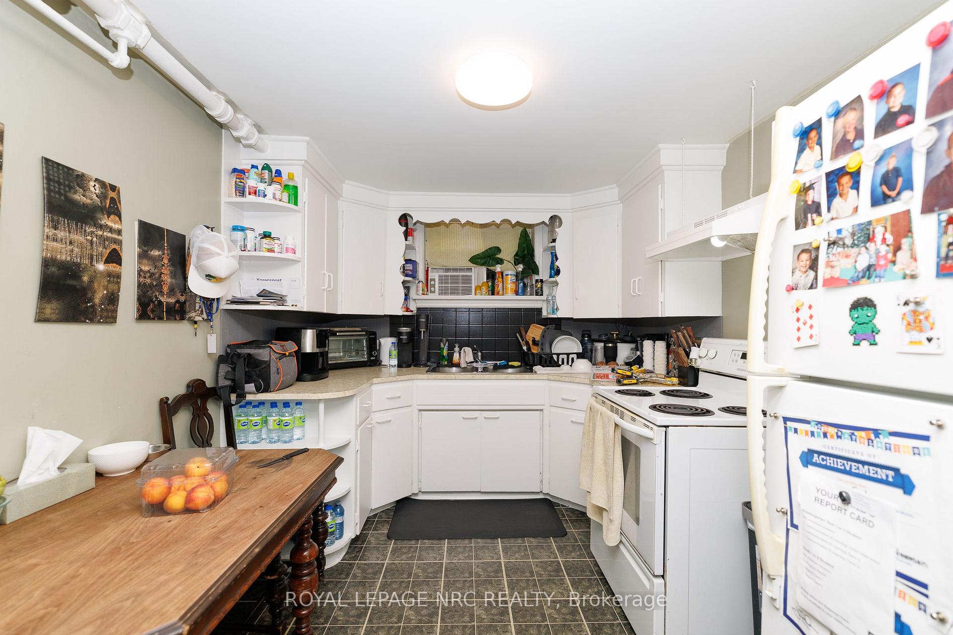 Photo 39 of 100 Townline W Road, St. Catharines, Burleigh Hill — HOMEH