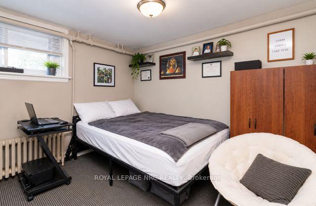 Photo 41 of 100 Townline W Road, St. Catharines, Burleigh Hill — HOMEH