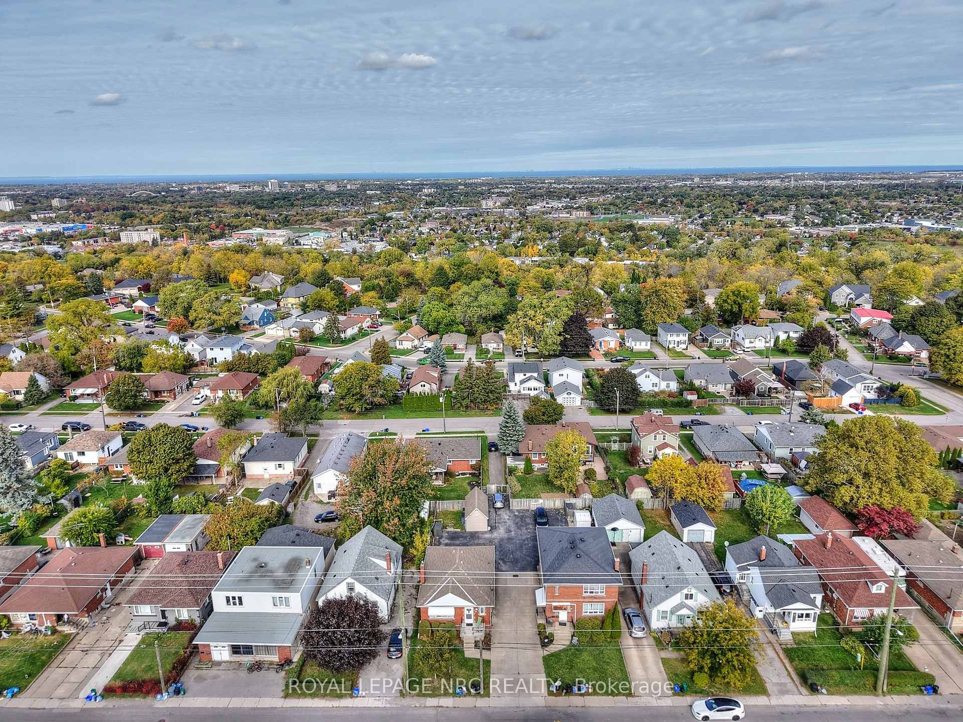 Photo 43 of 100 Townline W Road, St. Catharines, Burleigh Hill — HOMEH