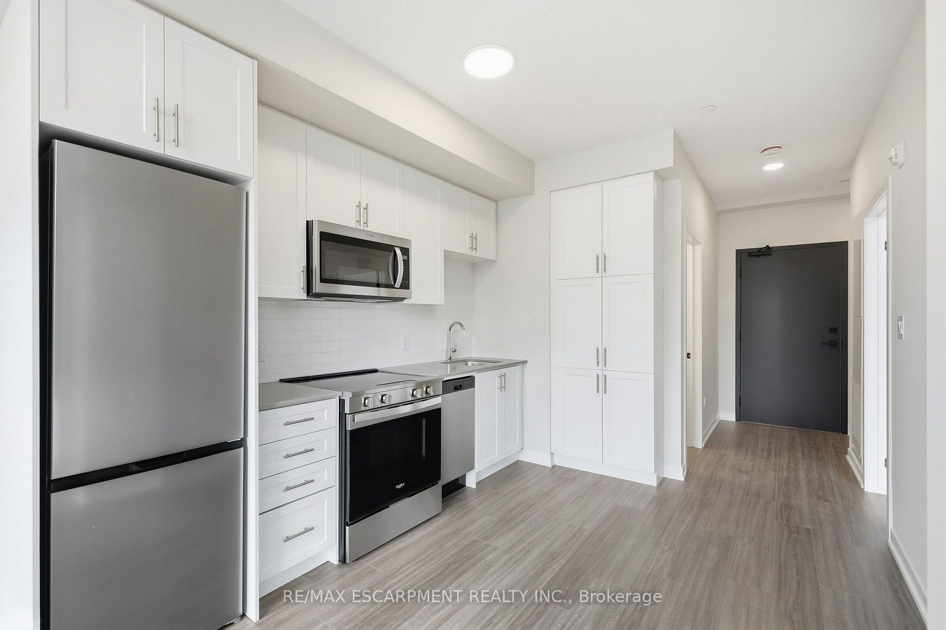 Photo 12 of Unit 122, 2500 Saw Whet Boulevard, Oakville, Glen Abbey — HOMEH