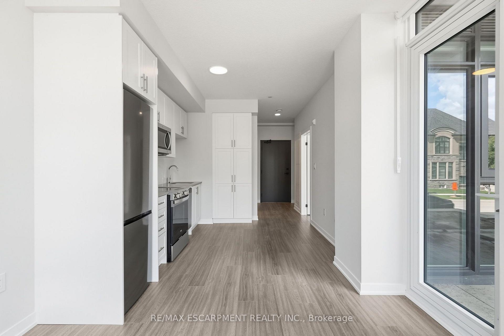 Photo 15 of Unit 122, 2500 Saw Whet Boulevard, Oakville, Glen Abbey — HOMEH