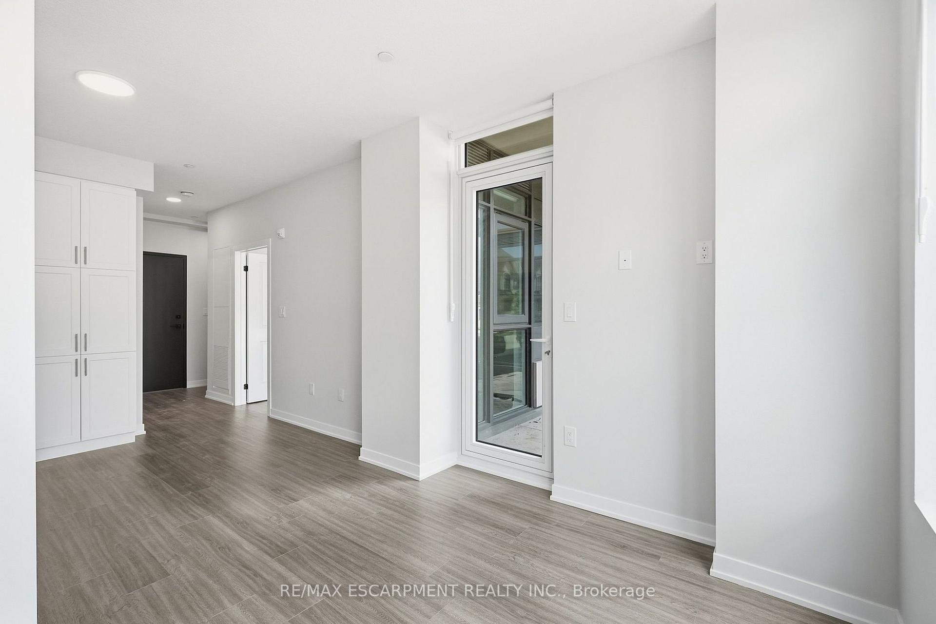 Photo 16 of Unit 122, 2500 Saw Whet Boulevard, Oakville, Glen Abbey — HOMEH