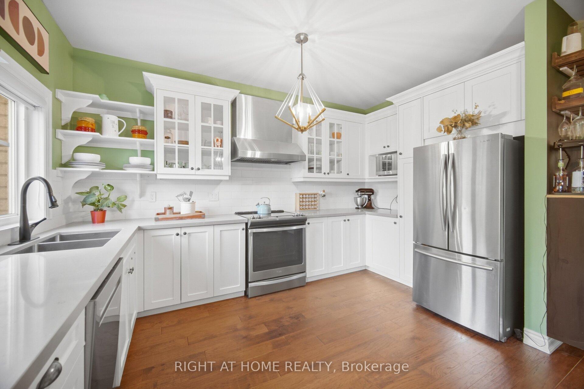 Photo 16 of Unit 8, 8032 Kipling Avenue, Vaughan, West Woodbridge — HOMEH