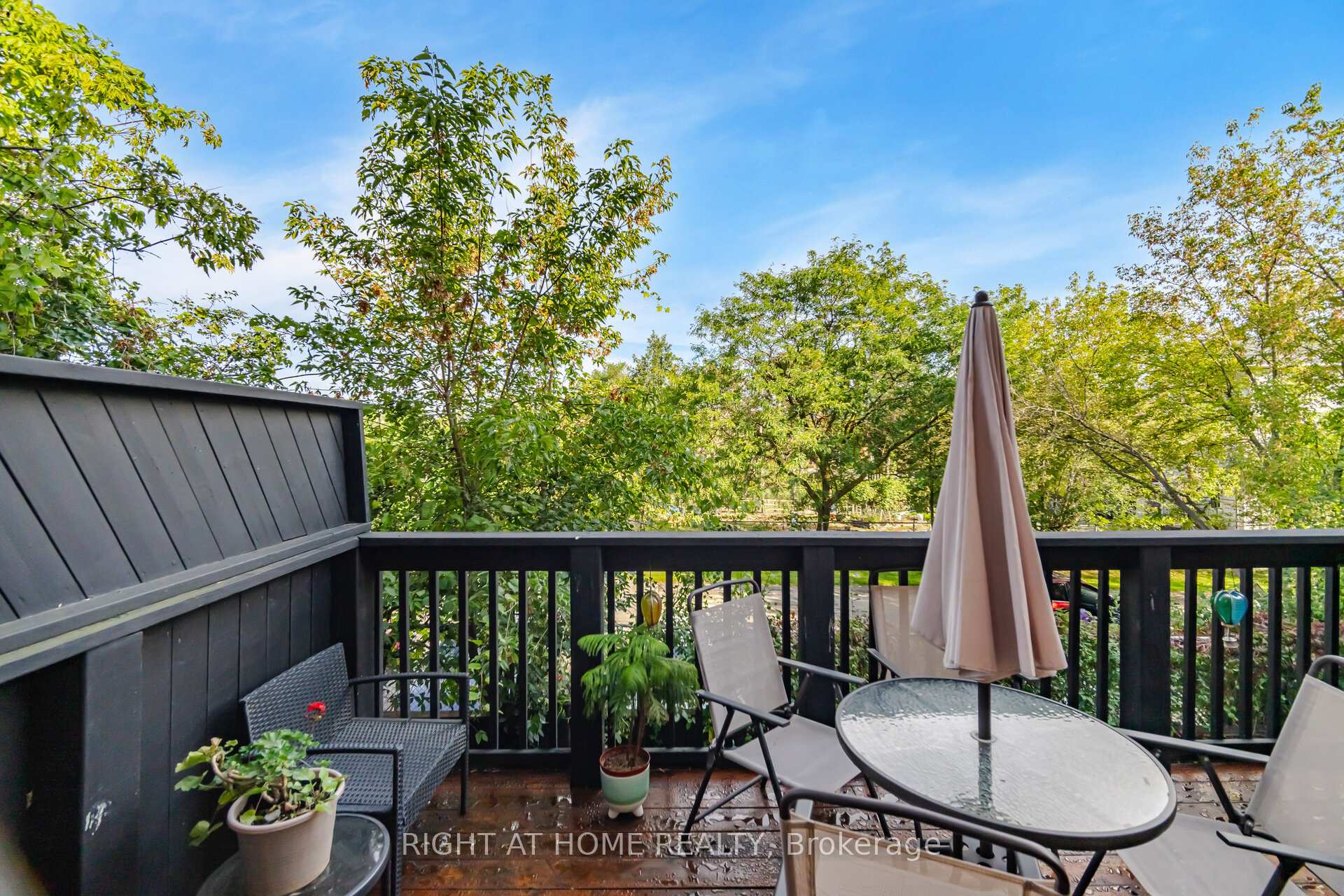 Photo 17 of Unit 8, 8032 Kipling Avenue, Vaughan, West Woodbridge — HOMEH