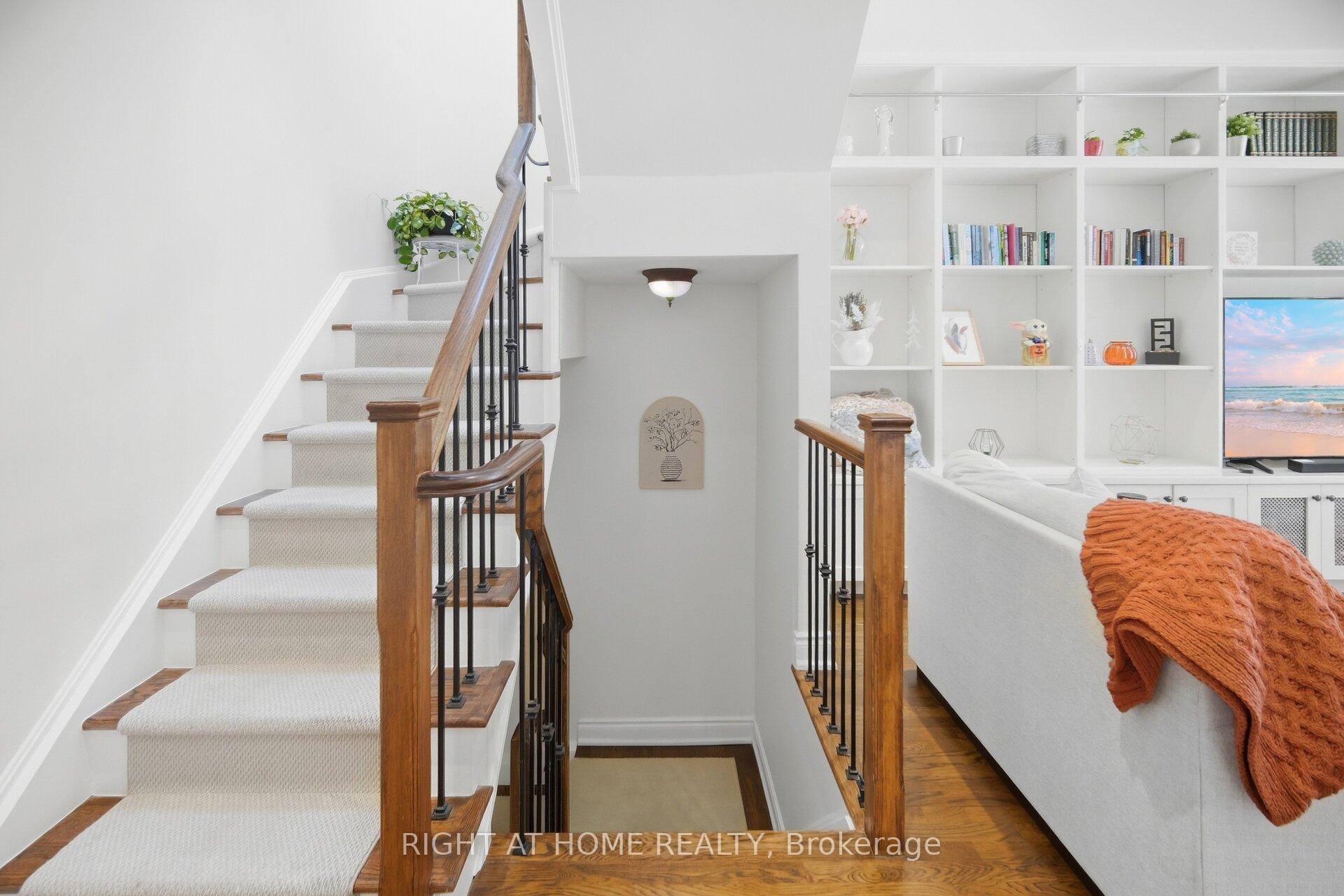Photo 33 of Unit 8, 8032 Kipling Avenue, Vaughan, West Woodbridge — HOMEH