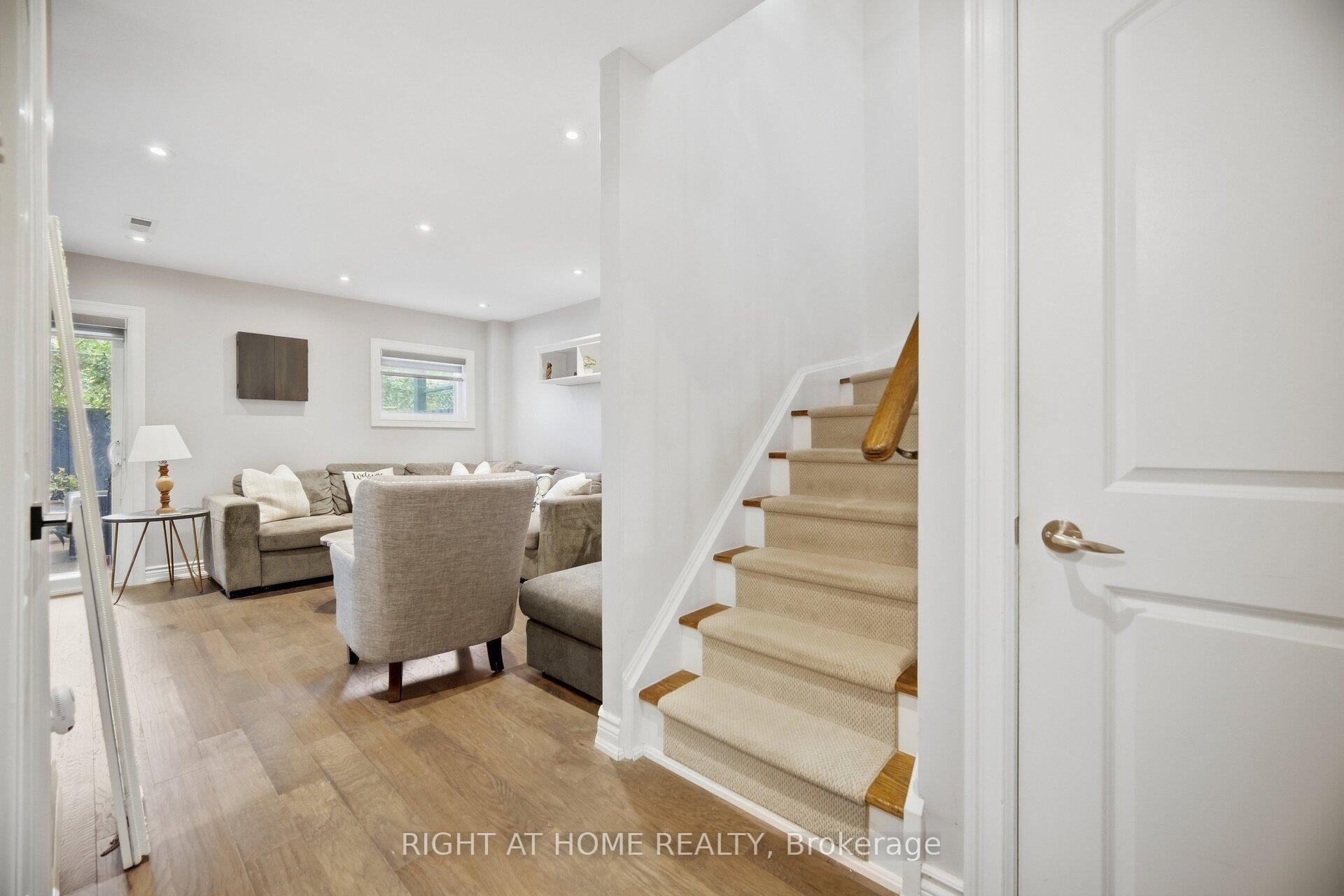 Photo 34 of Unit 8, 8032 Kipling Avenue, Vaughan, West Woodbridge — HOMEH