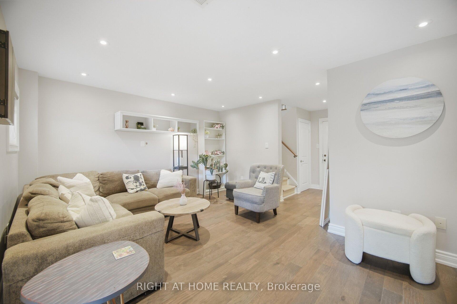 Photo 37 of Unit 8, 8032 Kipling Avenue, Vaughan, West Woodbridge — HOMEH