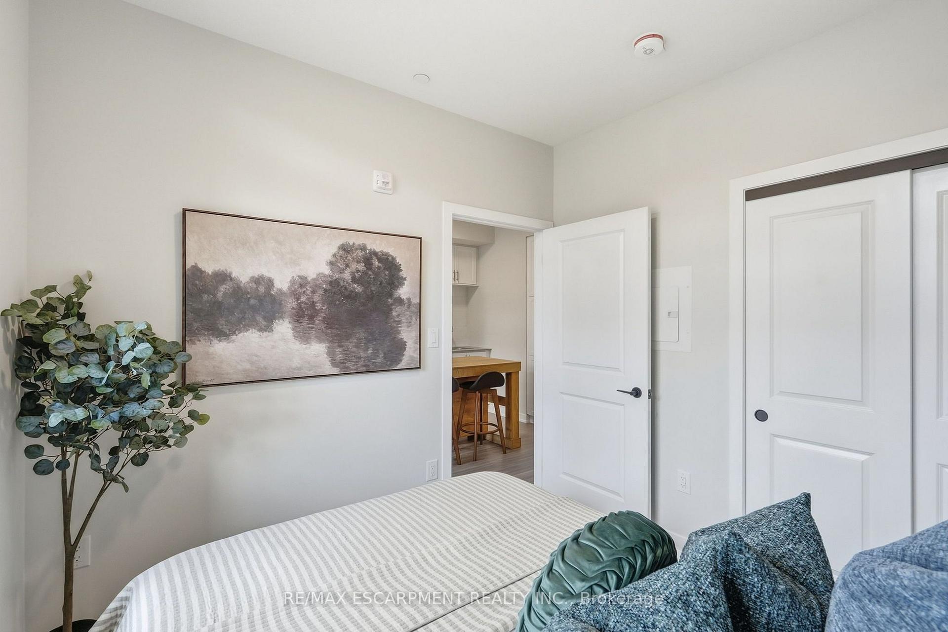 Photo 18 of Unit 134, 2500 Saw Whet Boulevard, Oakville, Glen Abbey — HOMEH