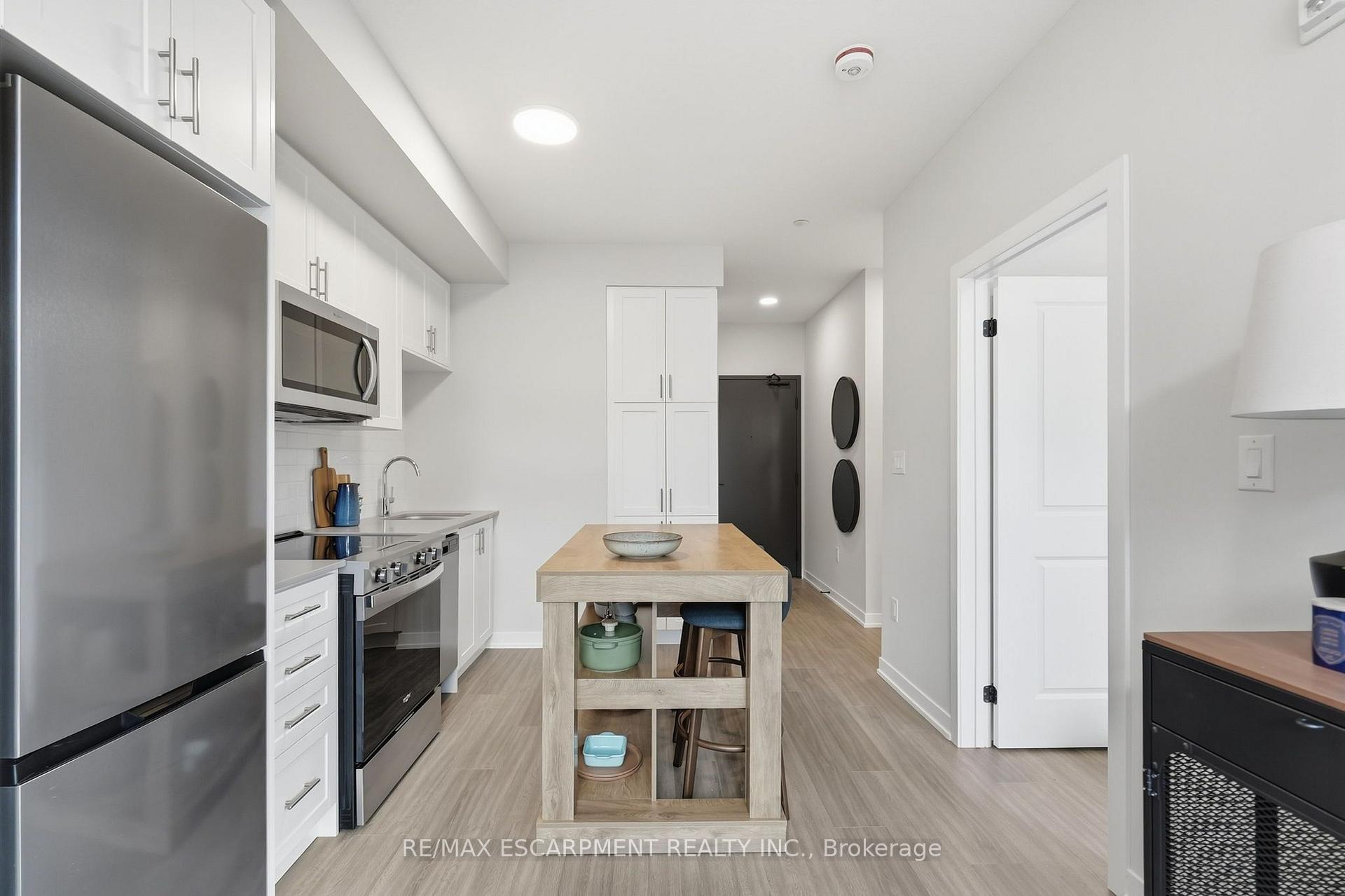Photo 19 of Unit 134, 2500 Saw Whet Boulevard, Oakville, Glen Abbey — HOMEH