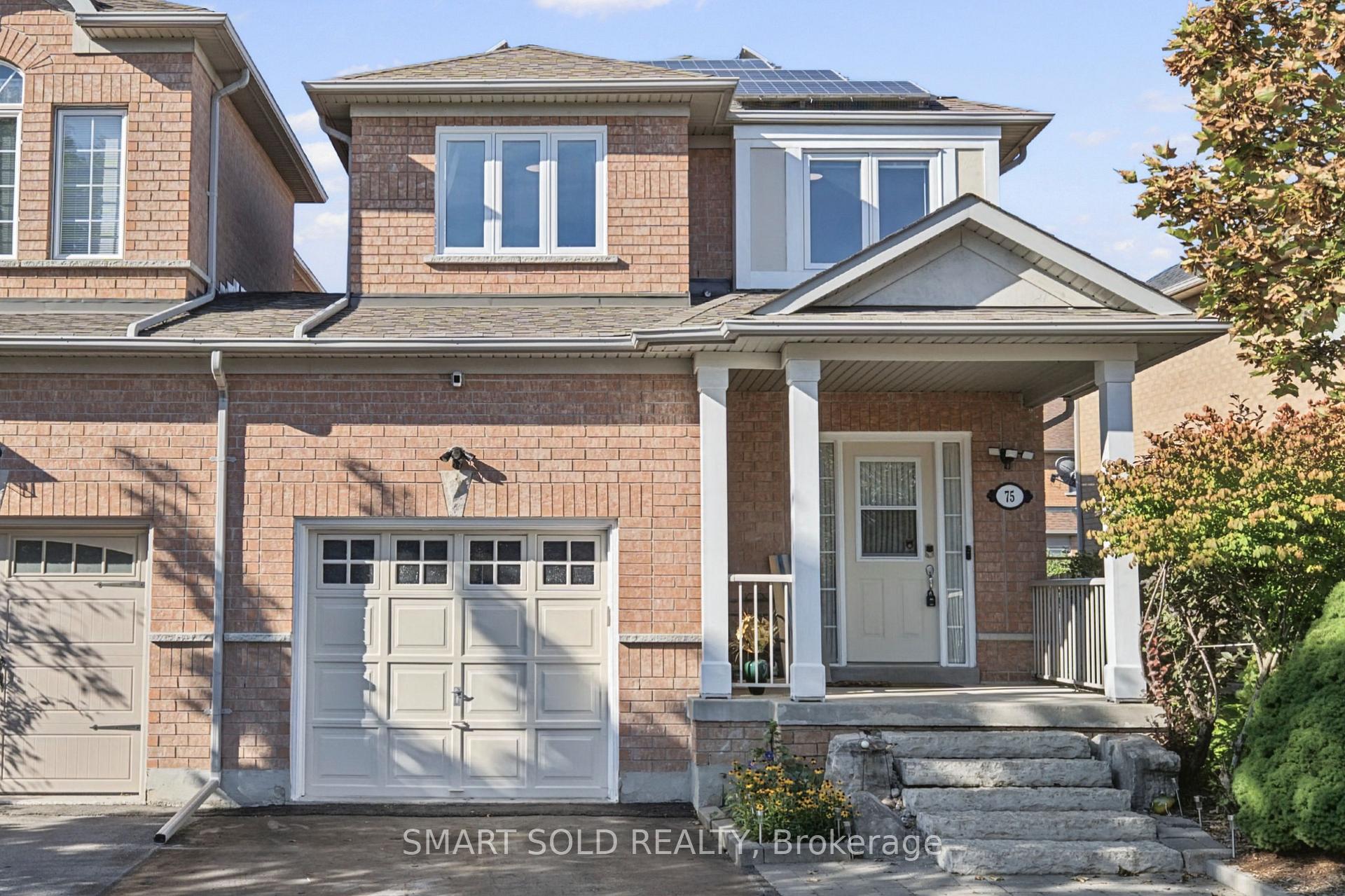 Photo 3 of 75 Rideau Drive, Richmond Hill, Langstaff — HOMEH