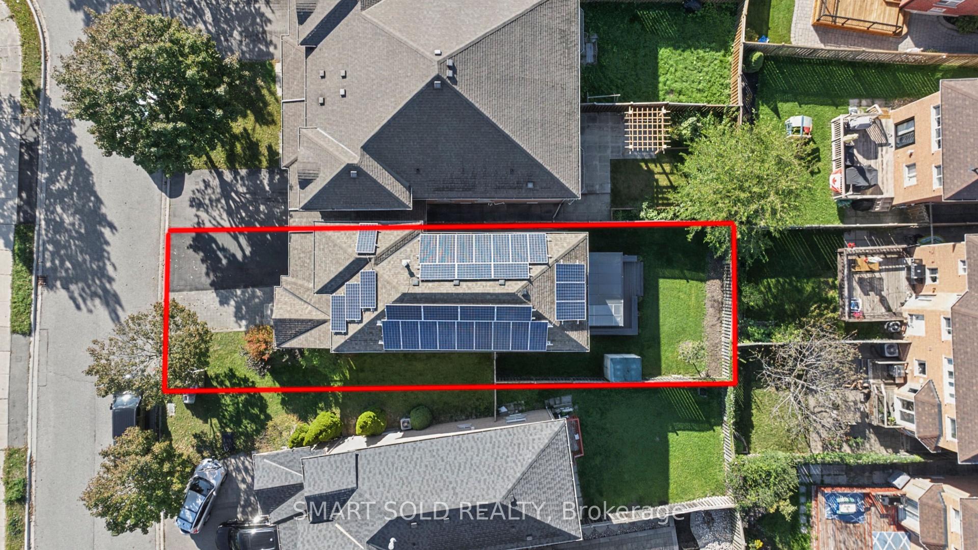 Photo 54 of 75 Rideau Drive, Richmond Hill, Langstaff — HOMEH