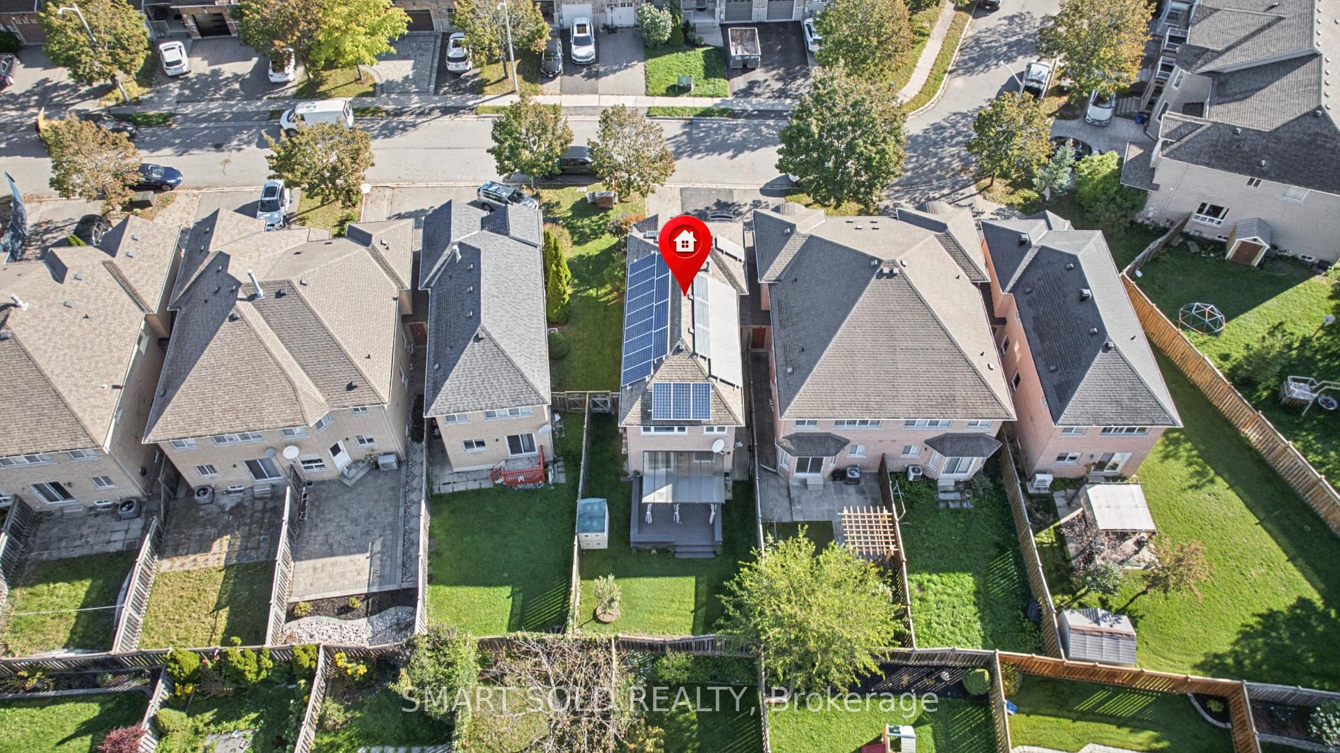 Photo 58 of 75 Rideau Drive, Richmond Hill, Langstaff — HOMEH