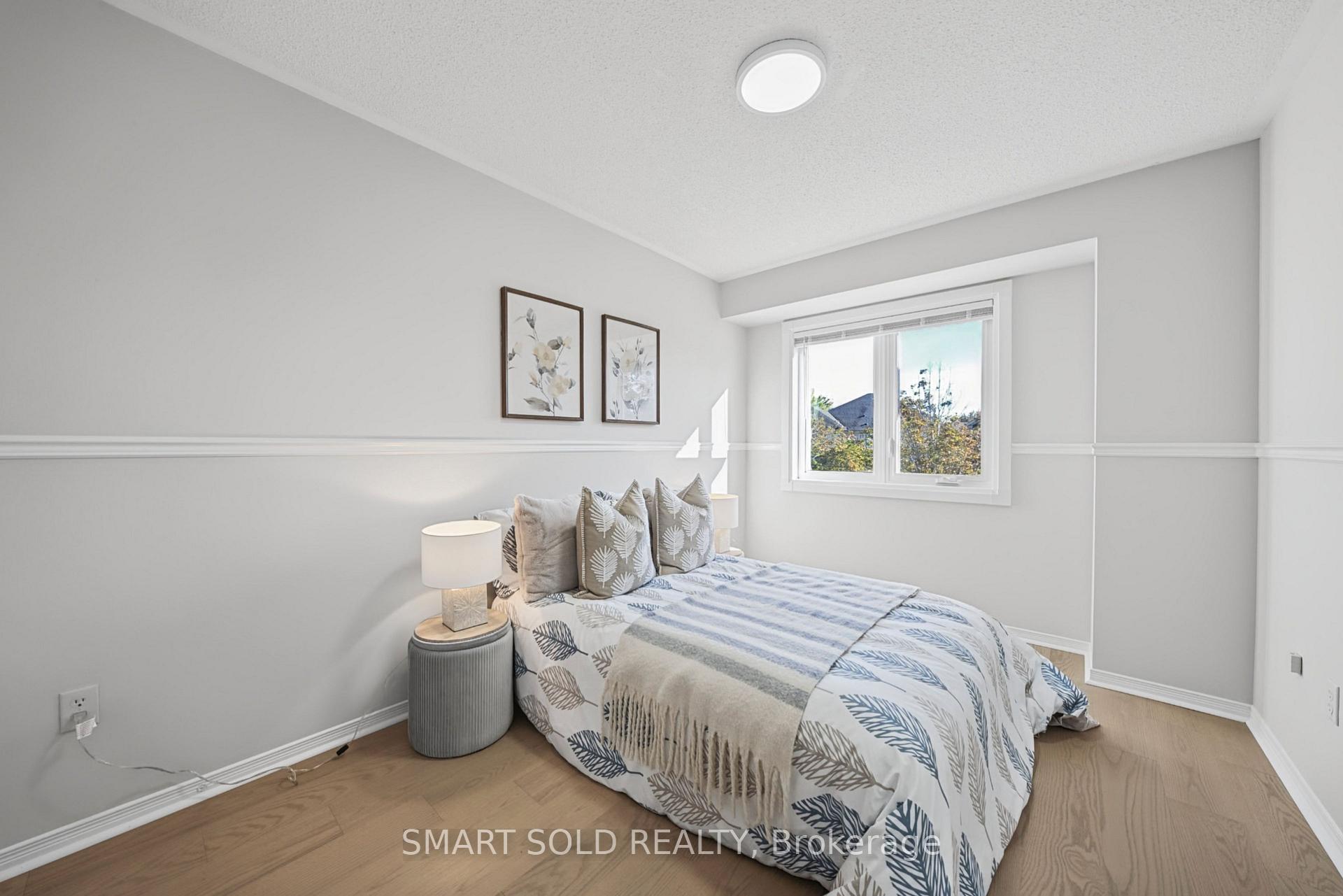 Photo 36 of 75 Rideau Drive, Richmond Hill, Langstaff — HOMEH