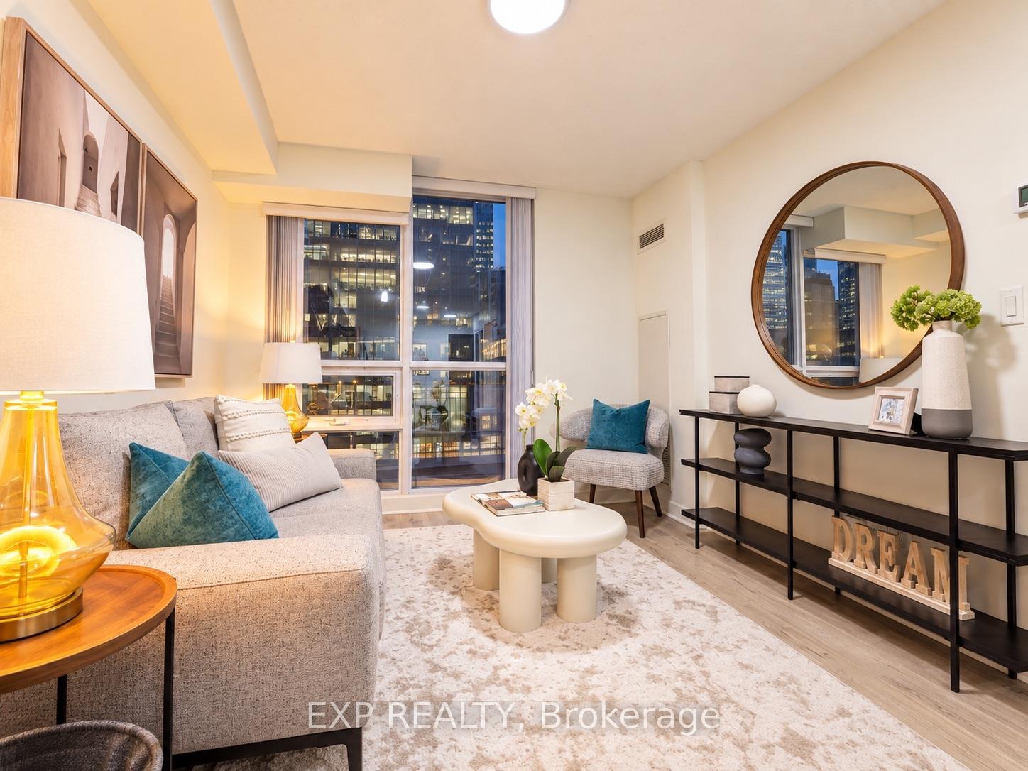 Photo 15 of Unit 703, 18 Harbour Street, Toronto, Waterfront Communities — HOMEH