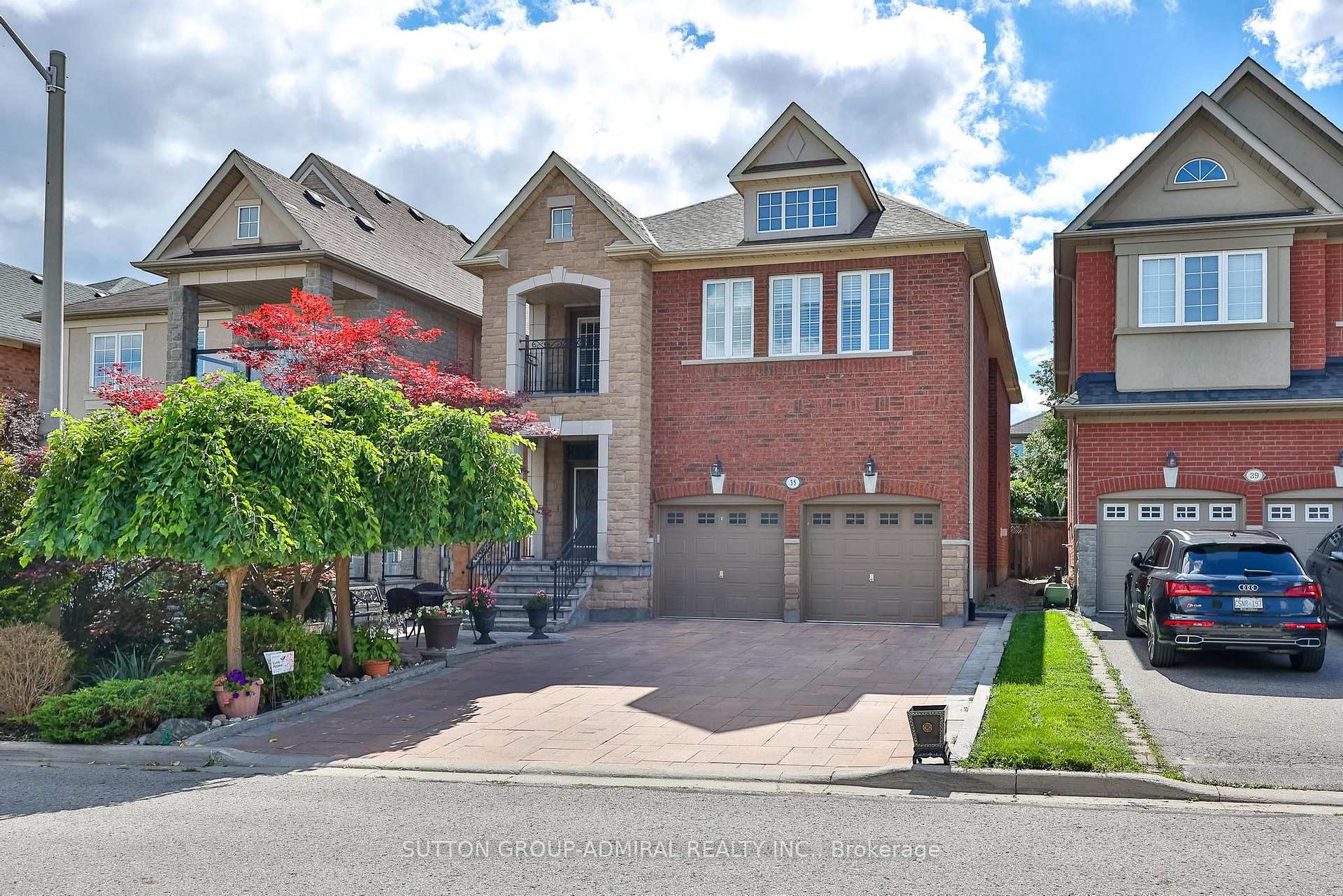 Photo 1 of 35 Strauss Road, Vaughan, Patterson — HOMEH