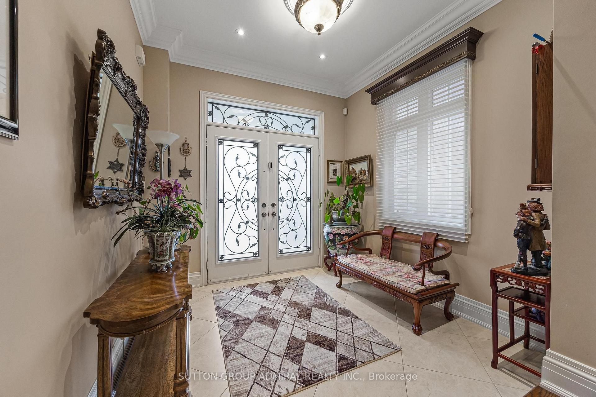 Photo 6 of 35 Strauss Road, Vaughan, Patterson — HOMEH