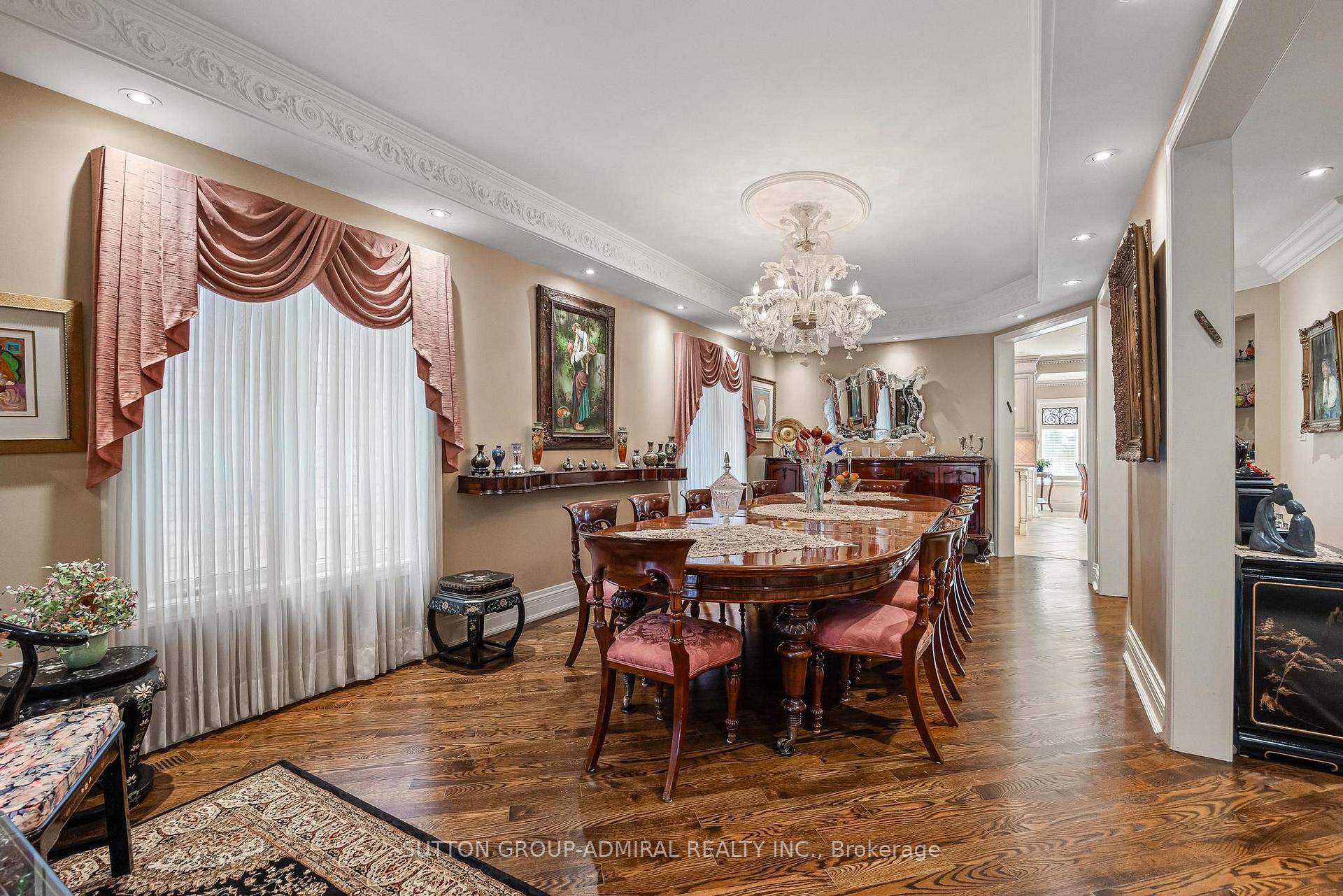 Photo 8 of 35 Strauss Road, Vaughan, Patterson — HOMEH