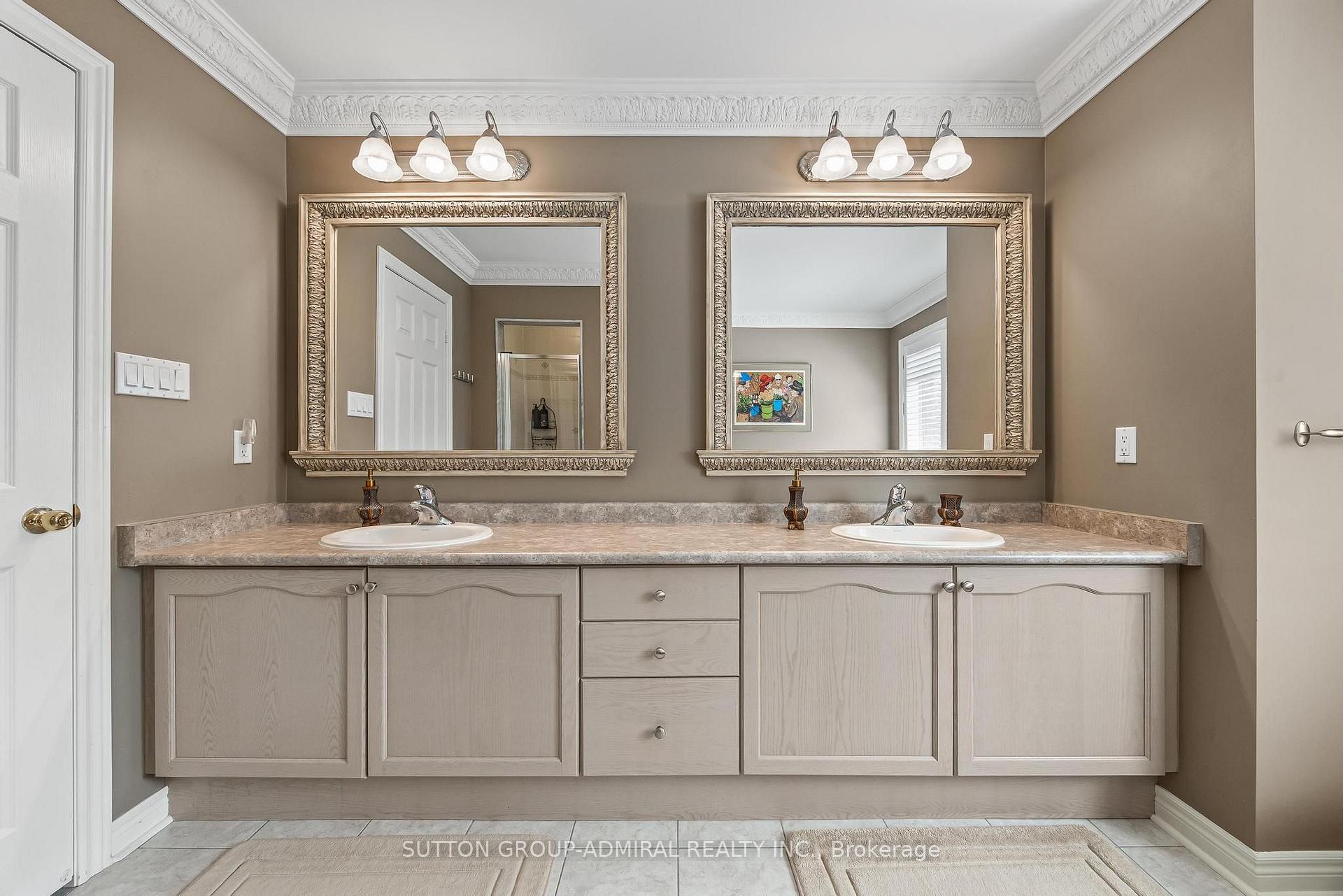 Photo 22 of 35 Strauss Road, Vaughan, Patterson — HOMEH