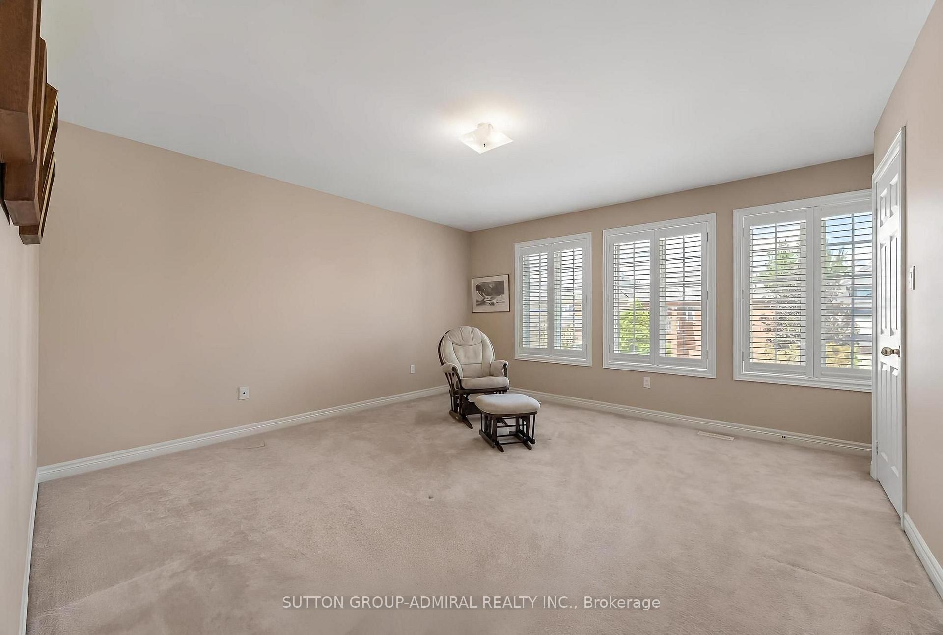 Photo 26 of 35 Strauss Road, Vaughan, Patterson — HOMEH