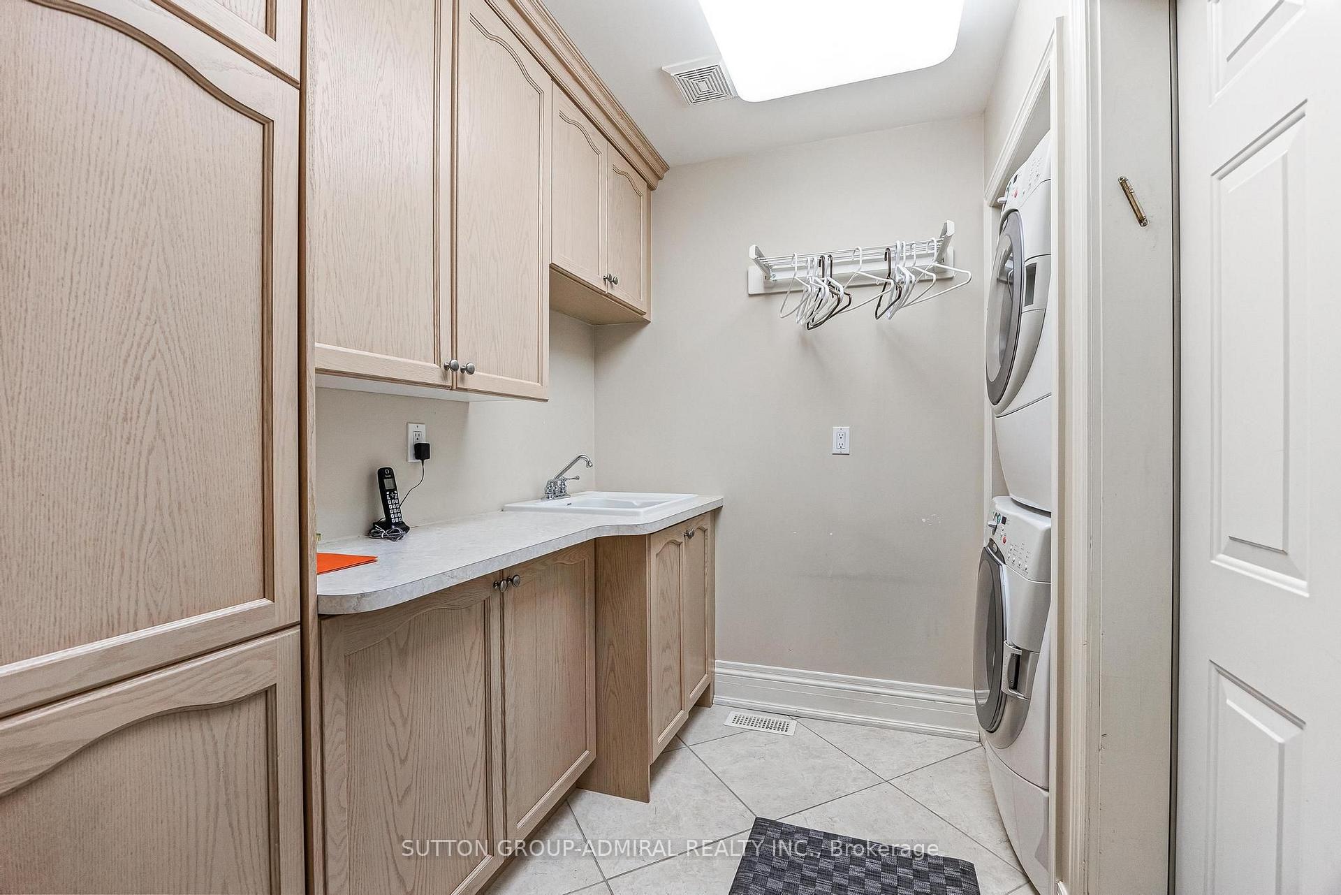 Photo 27 of 35 Strauss Road, Vaughan, Patterson — HOMEH