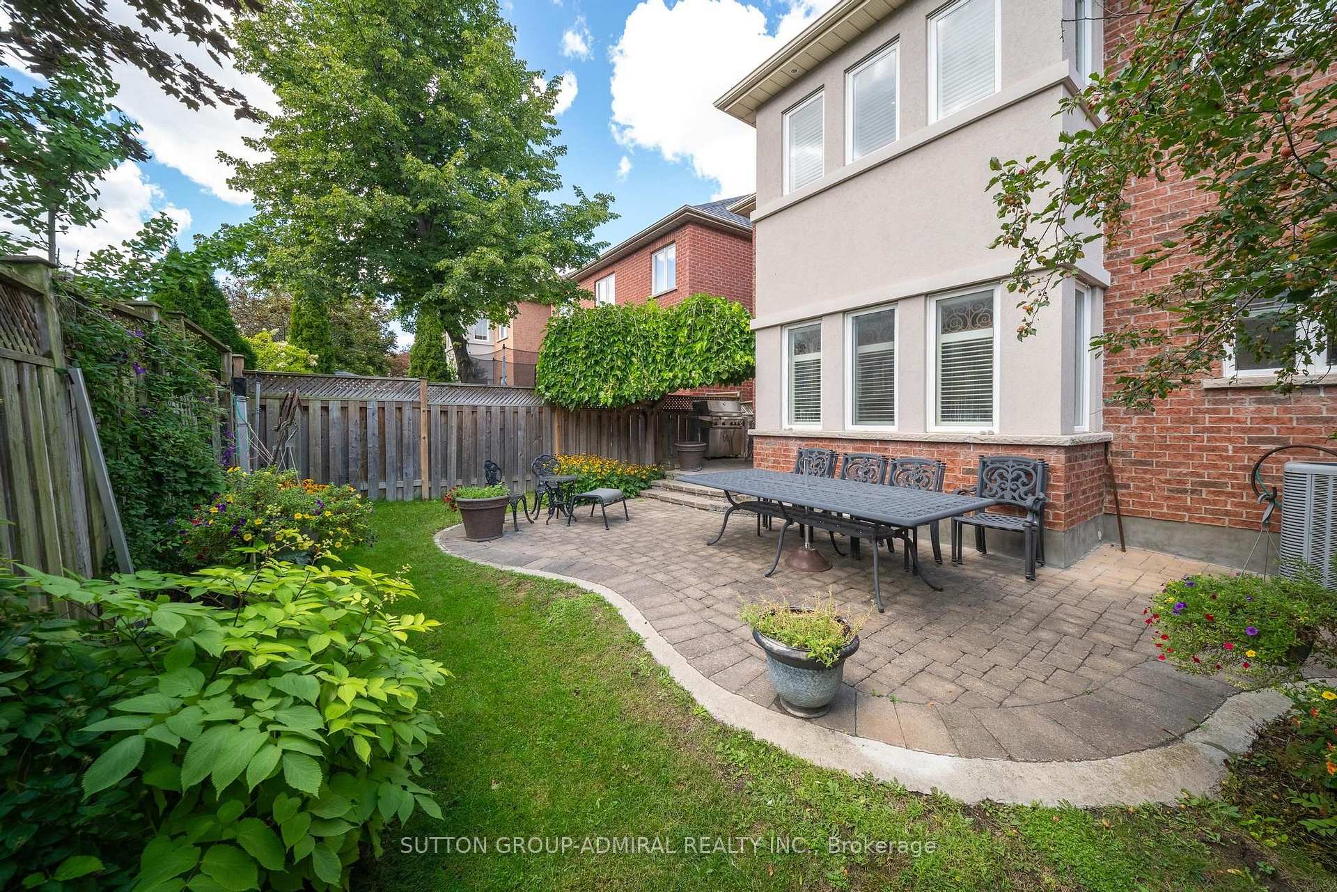 Photo 34 of 35 Strauss Road, Vaughan, Patterson — HOMEH