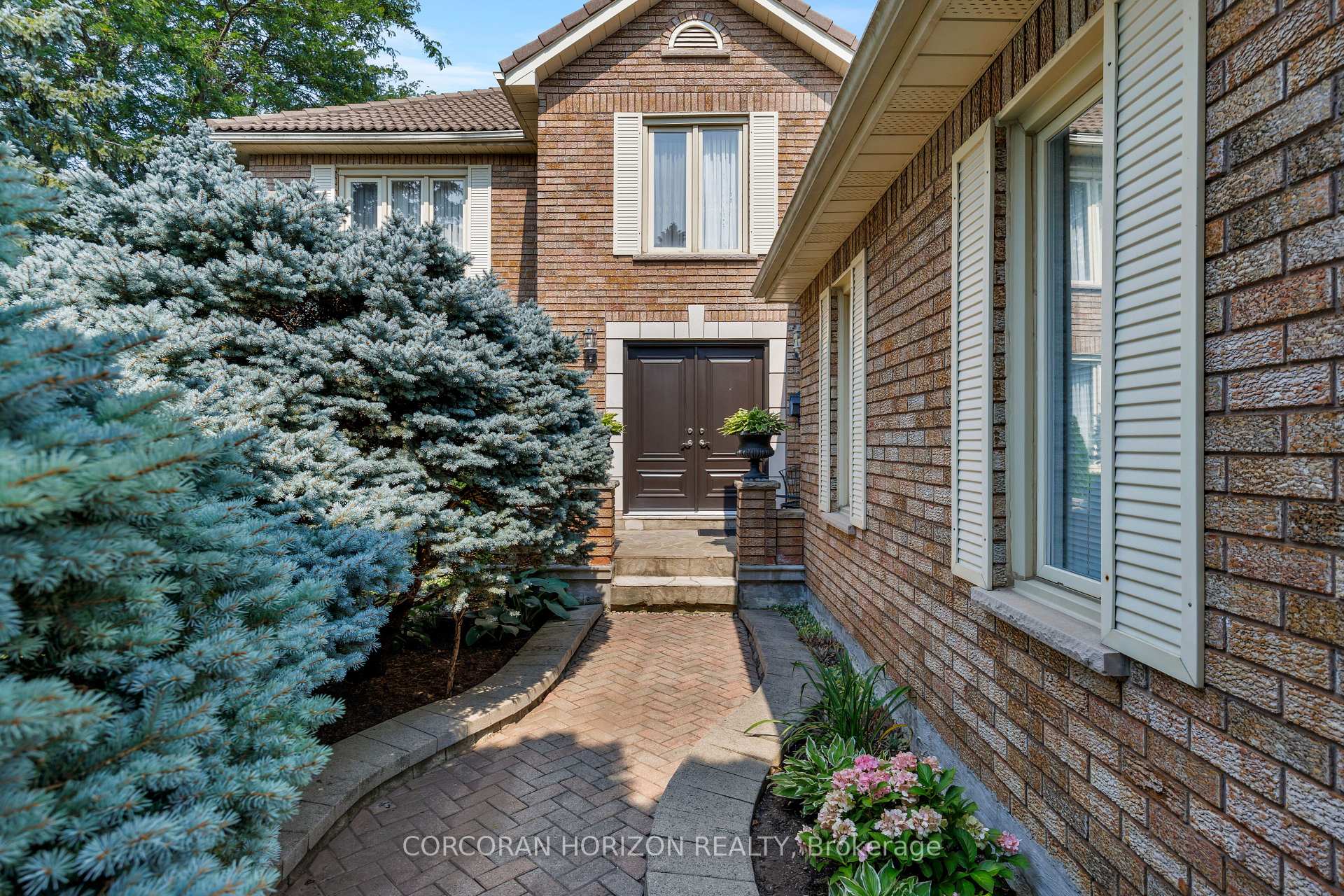 Photo 8 of 1807 Tattersall Way, Mississauga, Central Erin Mills — HOMEH