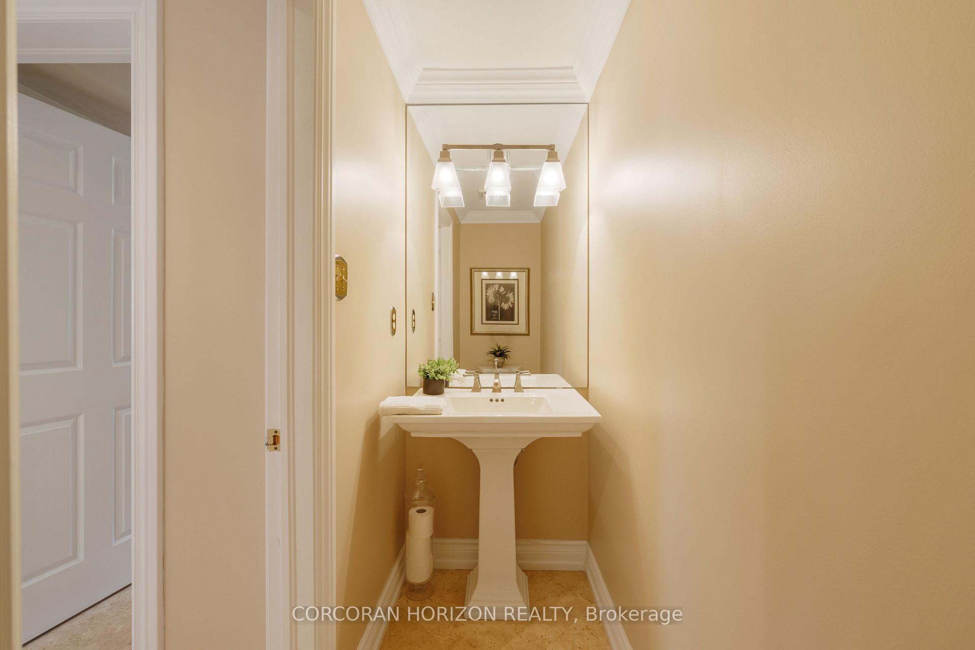Photo 16 of 1807 Tattersall Way, Mississauga, Central Erin Mills — HOMEH