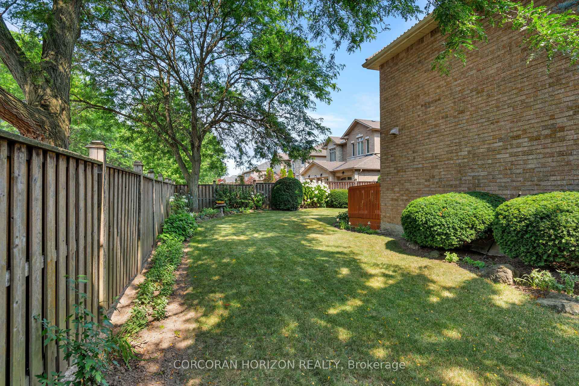 Photo 26 of 1807 Tattersall Way, Mississauga, Central Erin Mills — HOMEH