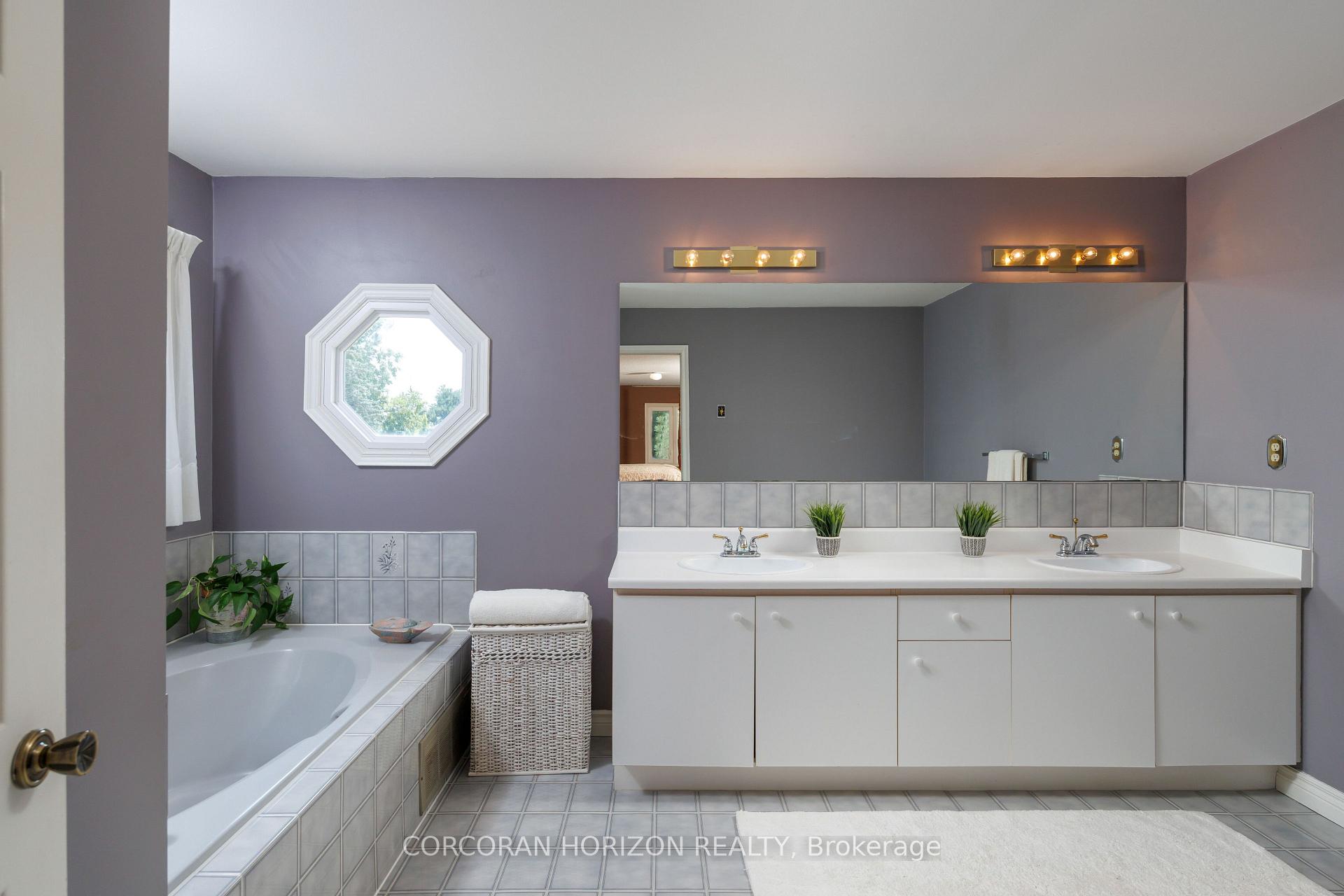 Photo 32 of 1807 Tattersall Way, Mississauga, Central Erin Mills — HOMEH