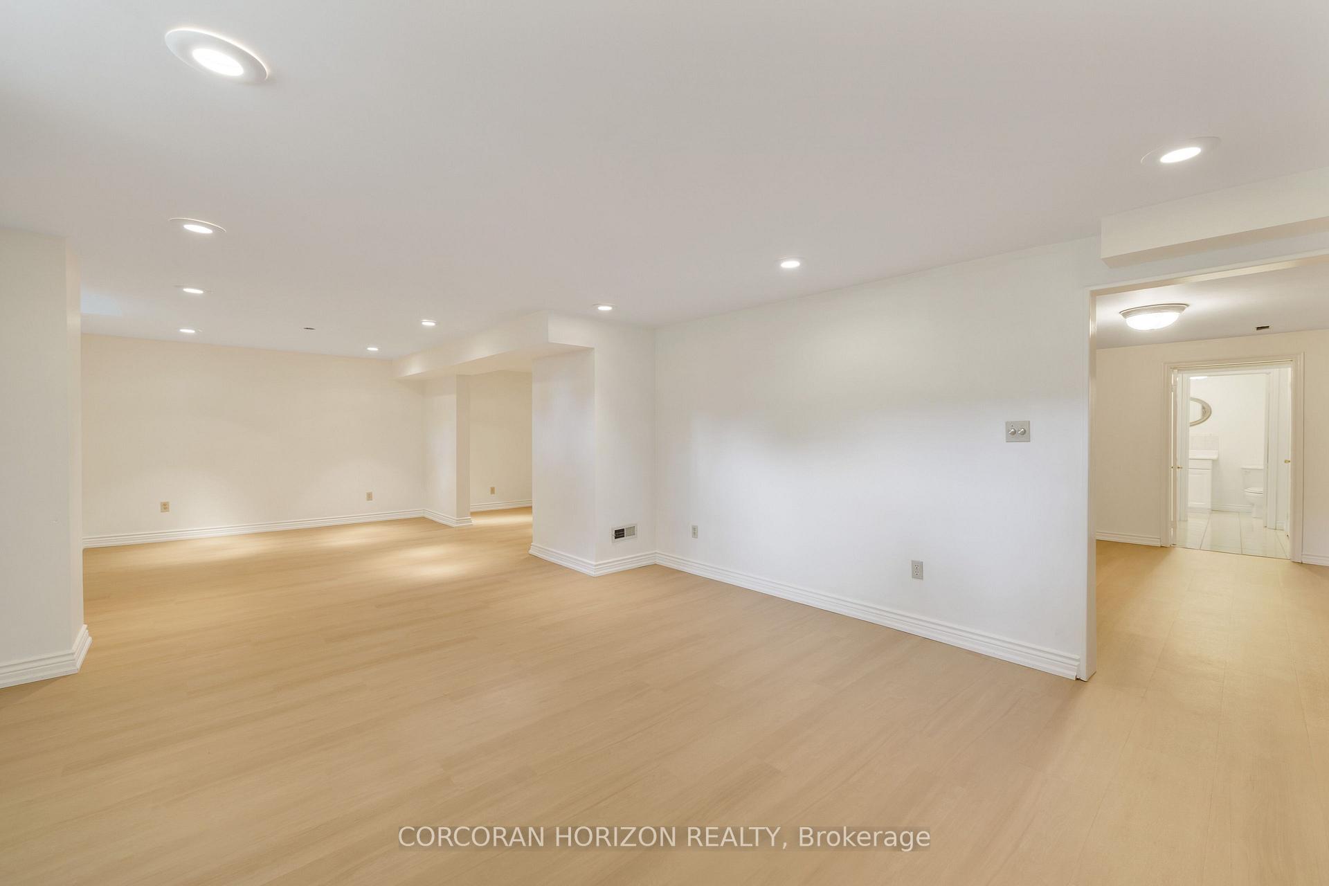 Photo 49 of 1807 Tattersall Way, Mississauga, Central Erin Mills — HOMEH