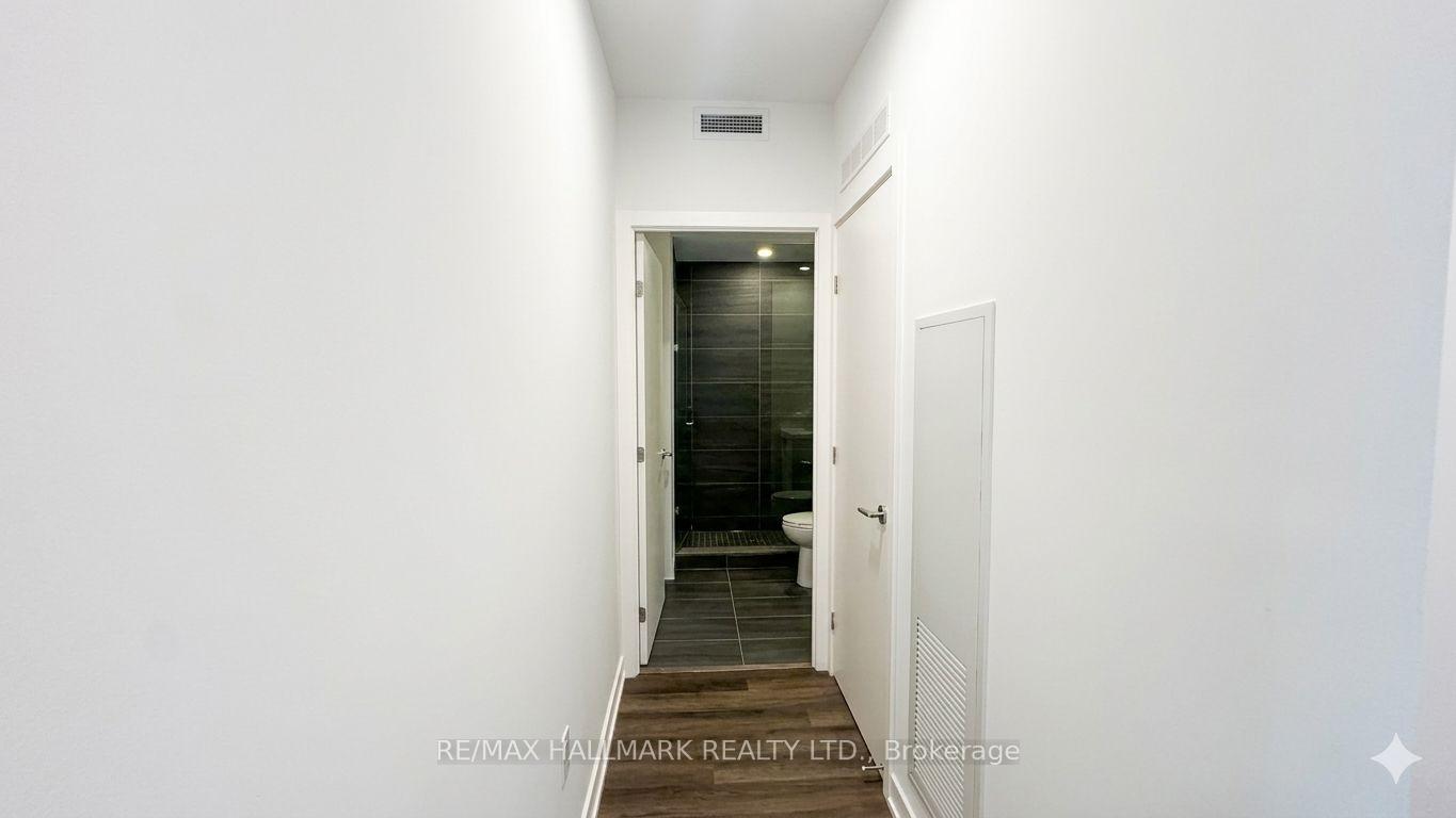 Photo 10 of Unit 1812, 5 Meadowdale Road, Vaughan, Vaughan Corporate Centre — HOMEH