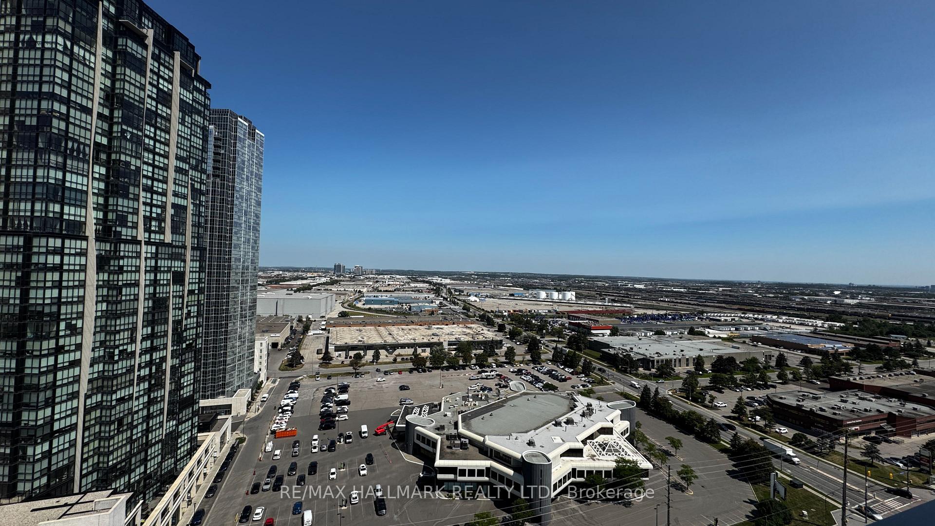 Photo 14 of Unit 1812, 5 Meadowdale Road, Vaughan, Vaughan Corporate Centre — HOMEH