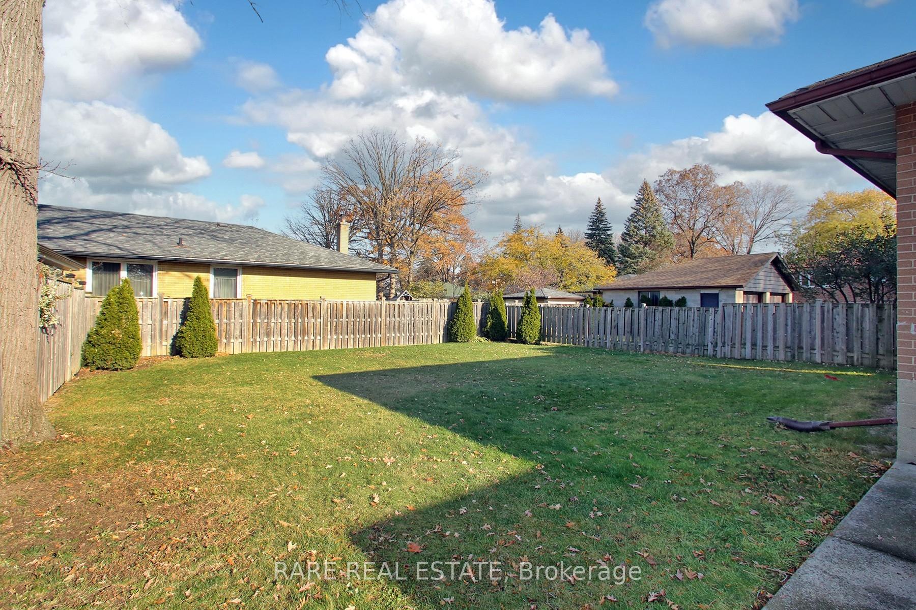 Photo 20 of Unit Bsmt, 238 Gary Drive, North York, Humberlea-Pelmo Park — HOMEH