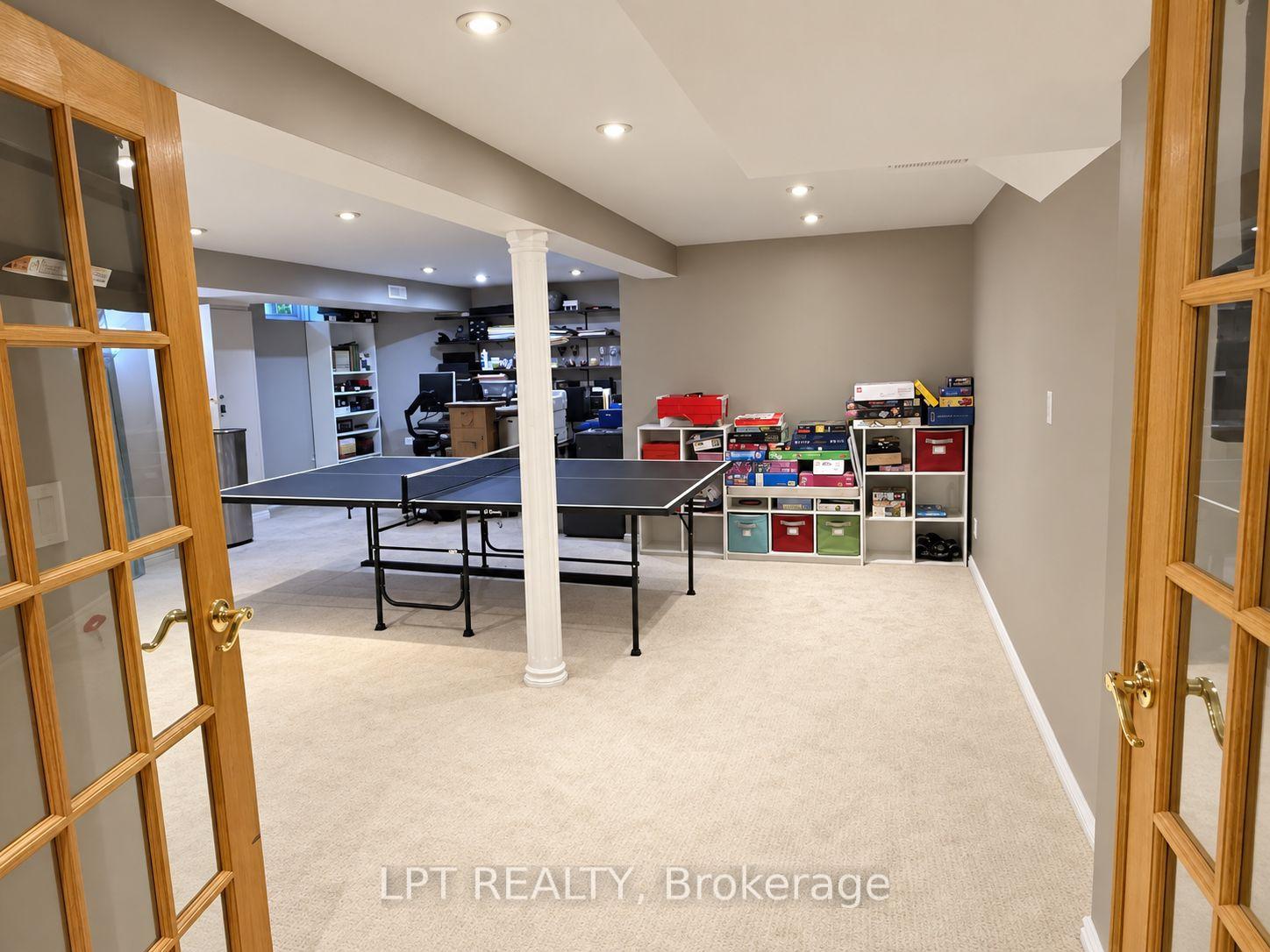 Photo 31 of 1 Saxony Drive, Markham, Berczy — HOMEH