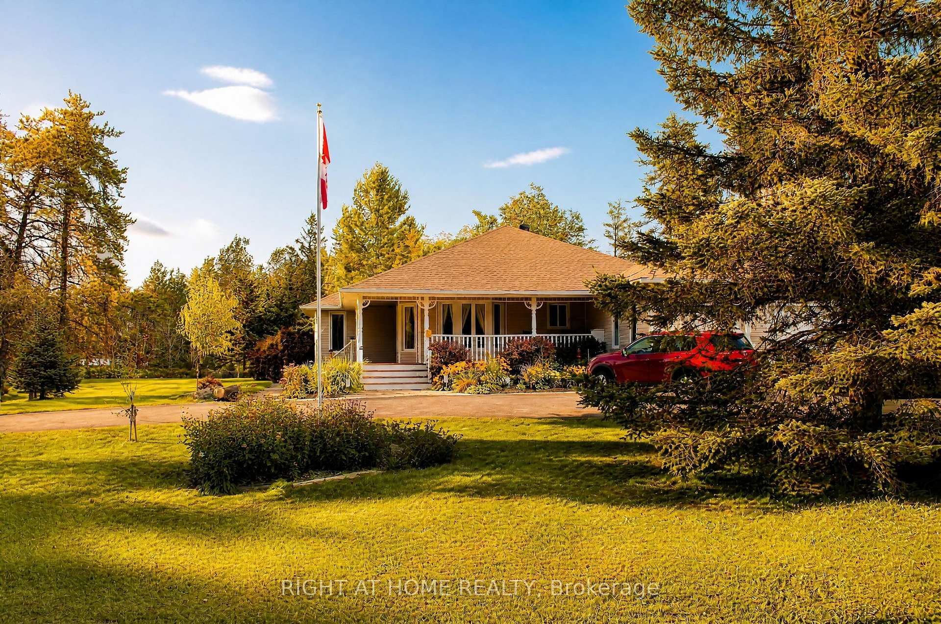 Photo of 173 Grey Fox Drive W