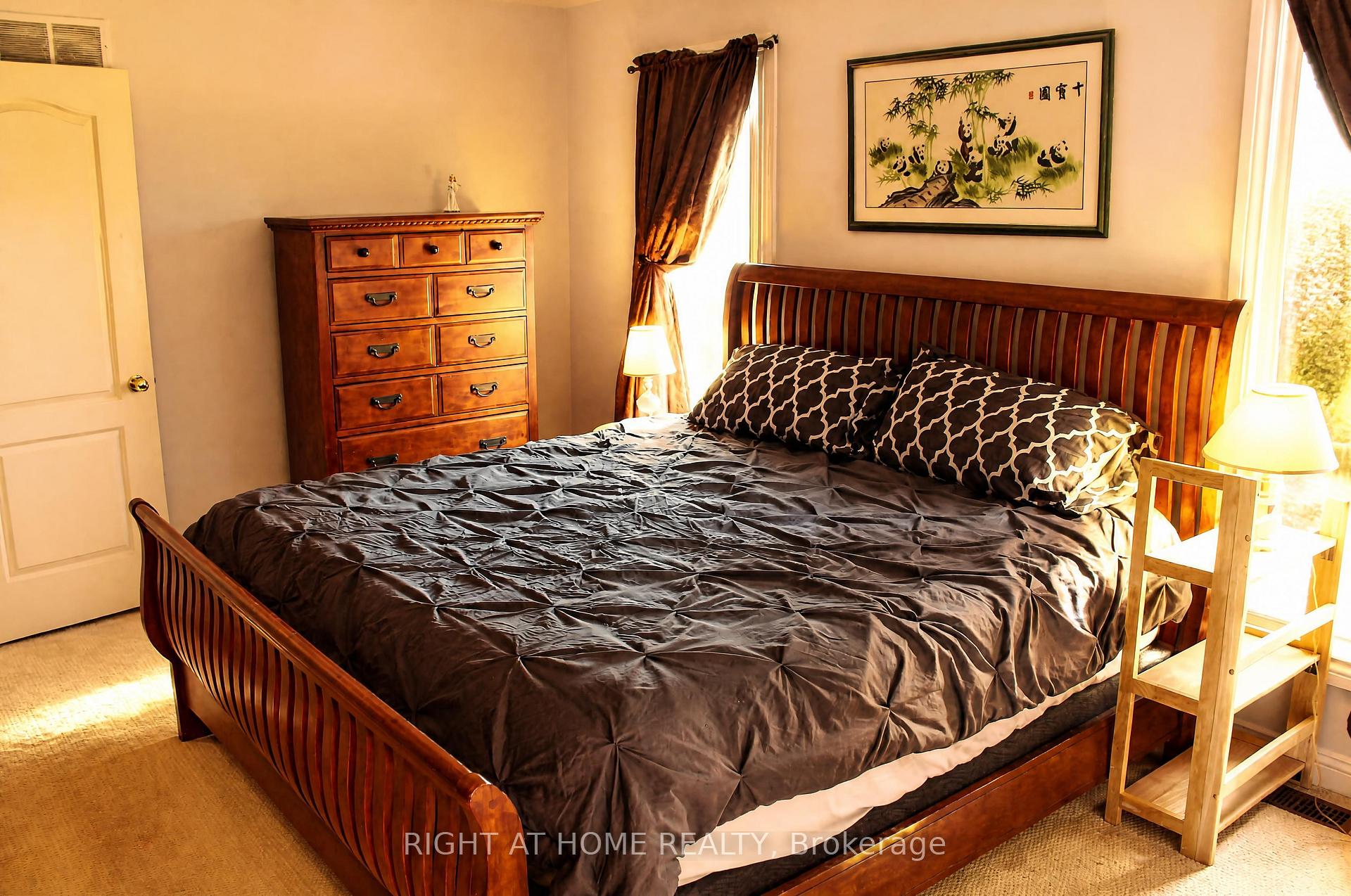 Photo 15 of 173 Grey Fox Drive W, Ottawa, Huntley Ward (North West) — HOMEH