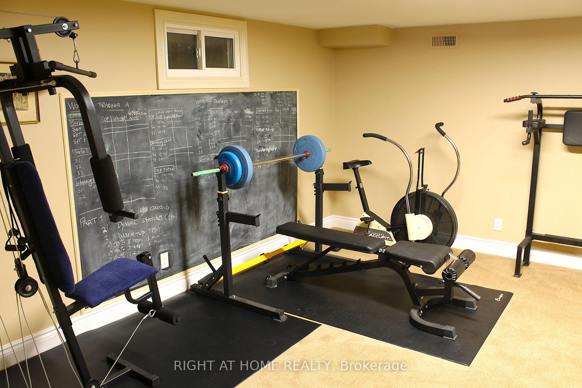 Photo 27 of 173 Grey Fox Drive W, Ottawa, Huntley Ward (North West) — HOMEH
