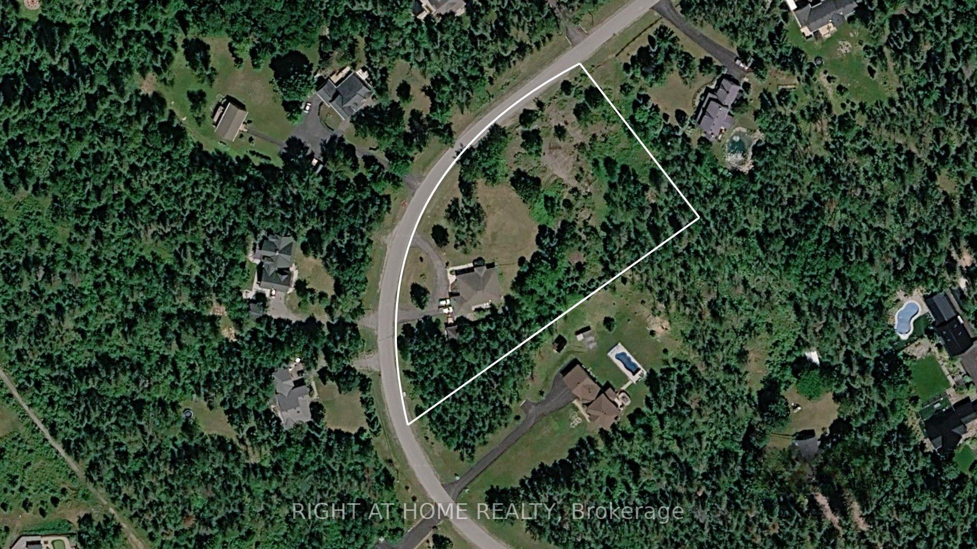 Photo 39 of 173 Grey Fox Drive W, Ottawa, Huntley Ward (North West) — HOMEH