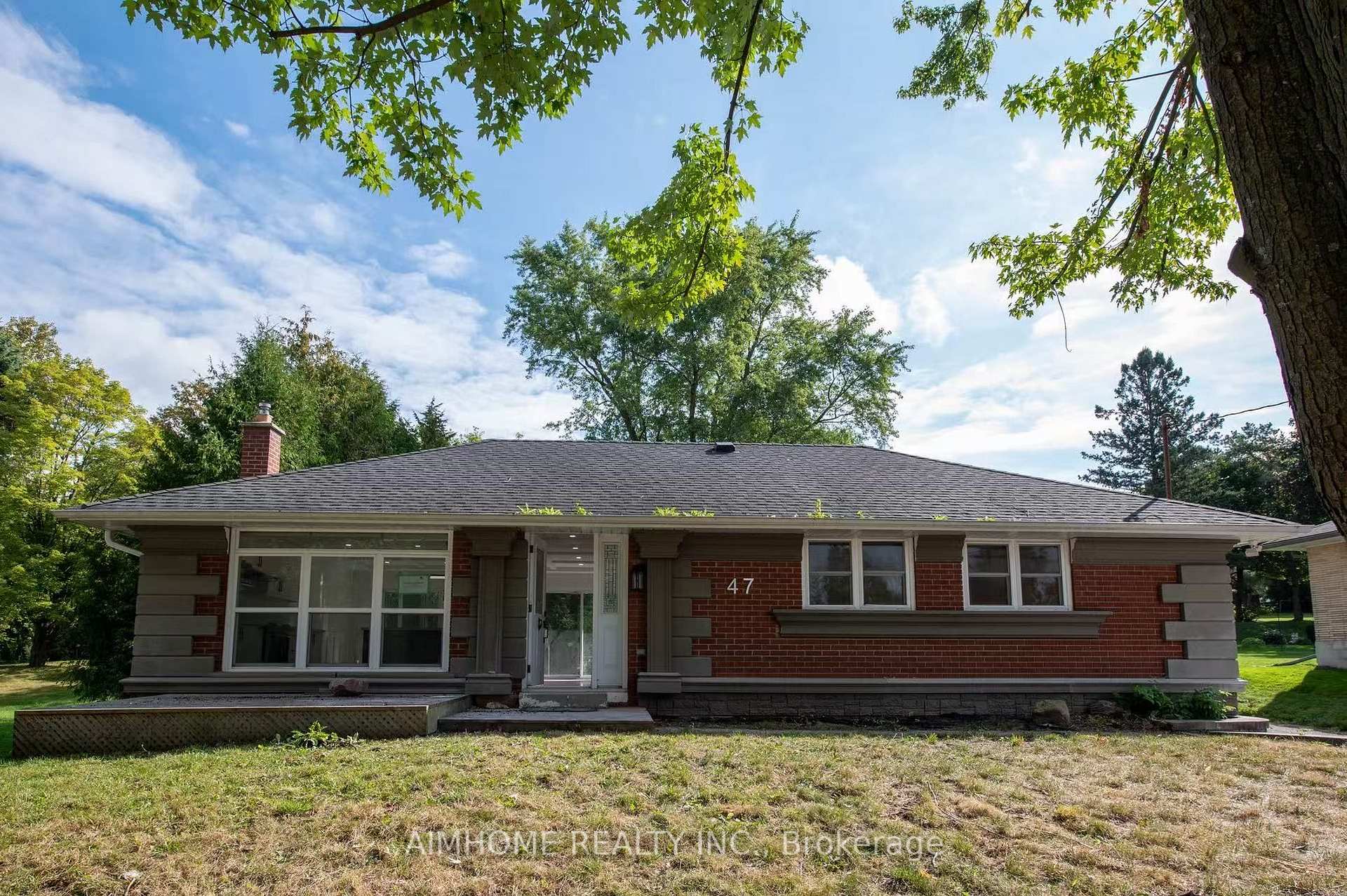 Photo 1 of 47 Belfry Drive, Newmarket, Huron Heights-Leslie Valley — HOMEH