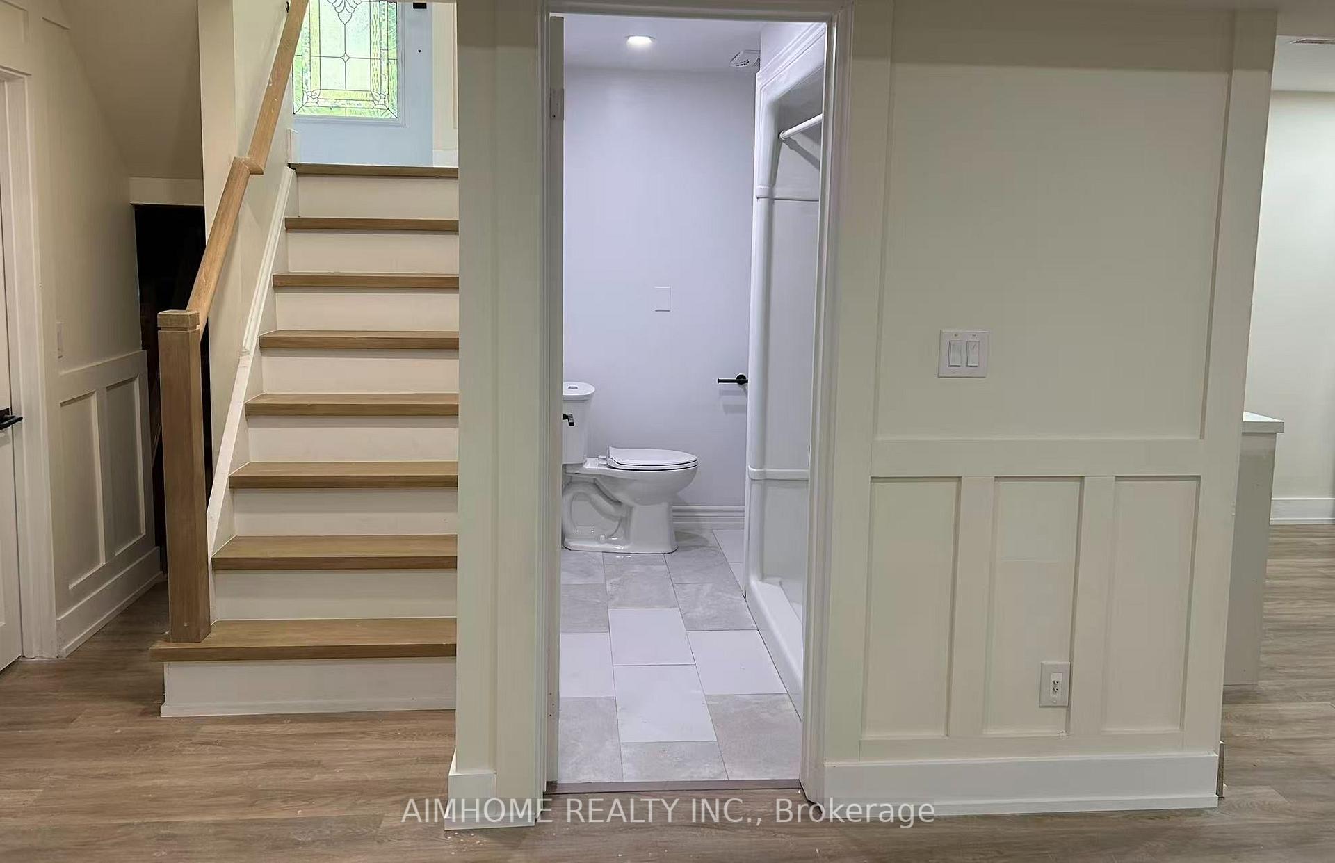Photo 3 of 47 Belfry Drive, Newmarket, Huron Heights-Leslie Valley — HOMEH