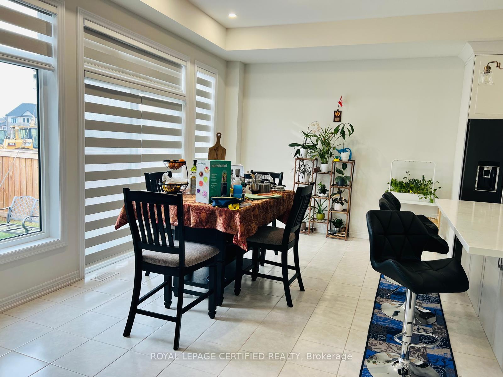 Photo 5 of 23 Charing Cross Gate, Oakville, Glenorchy — HOMEH
