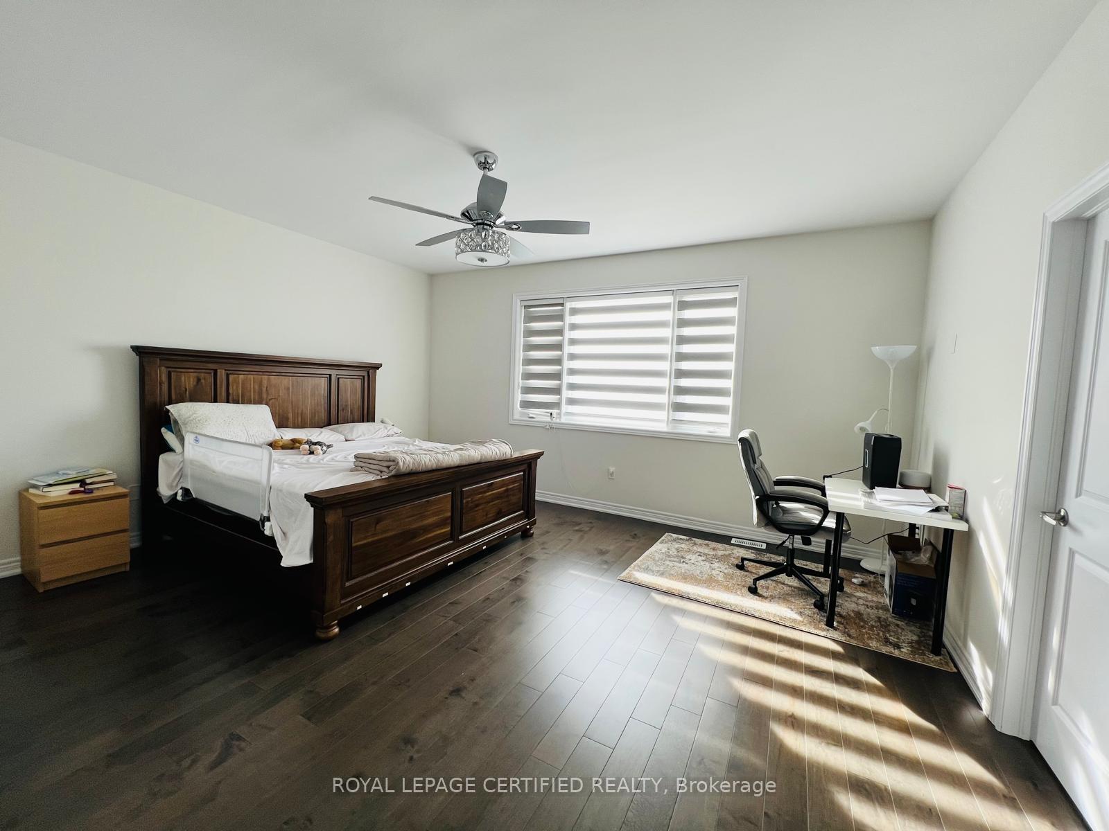 Photo 10 of 23 Charing Cross Gate, Oakville, Glenorchy — HOMEH