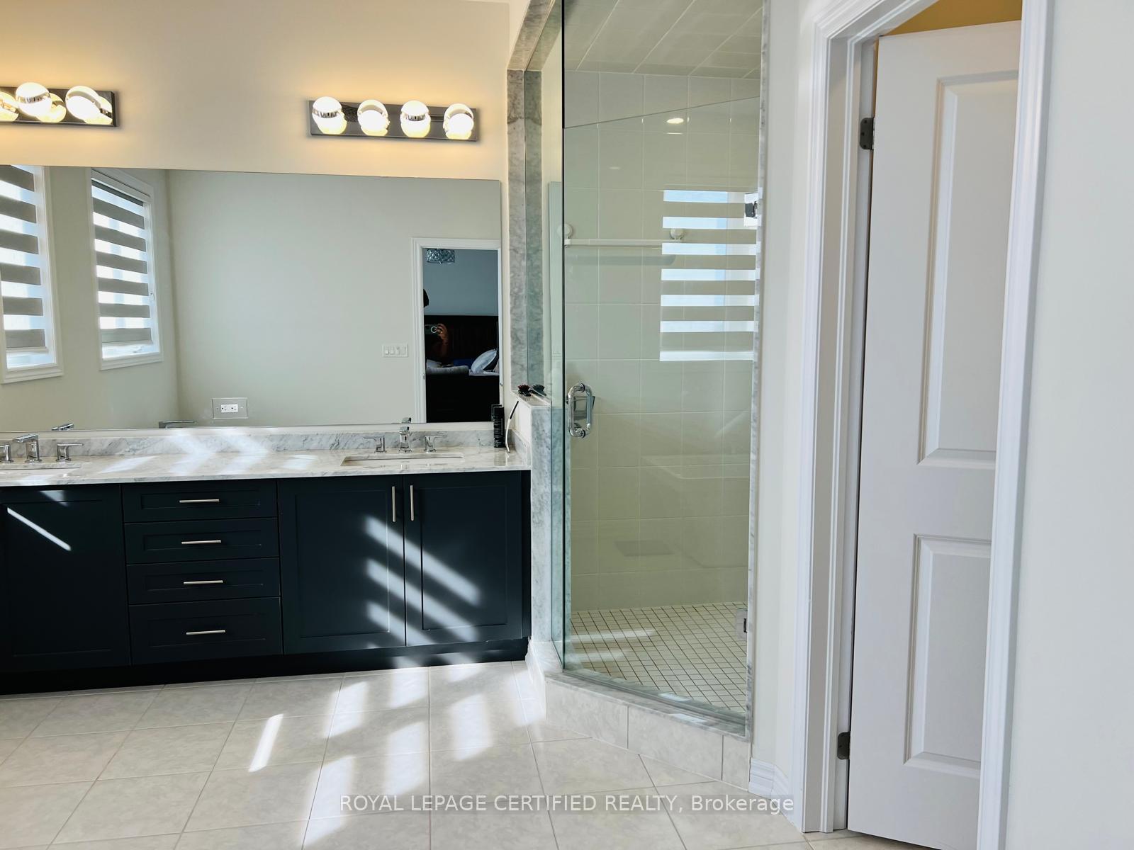 Photo 11 of 23 Charing Cross Gate, Oakville, Glenorchy — HOMEH