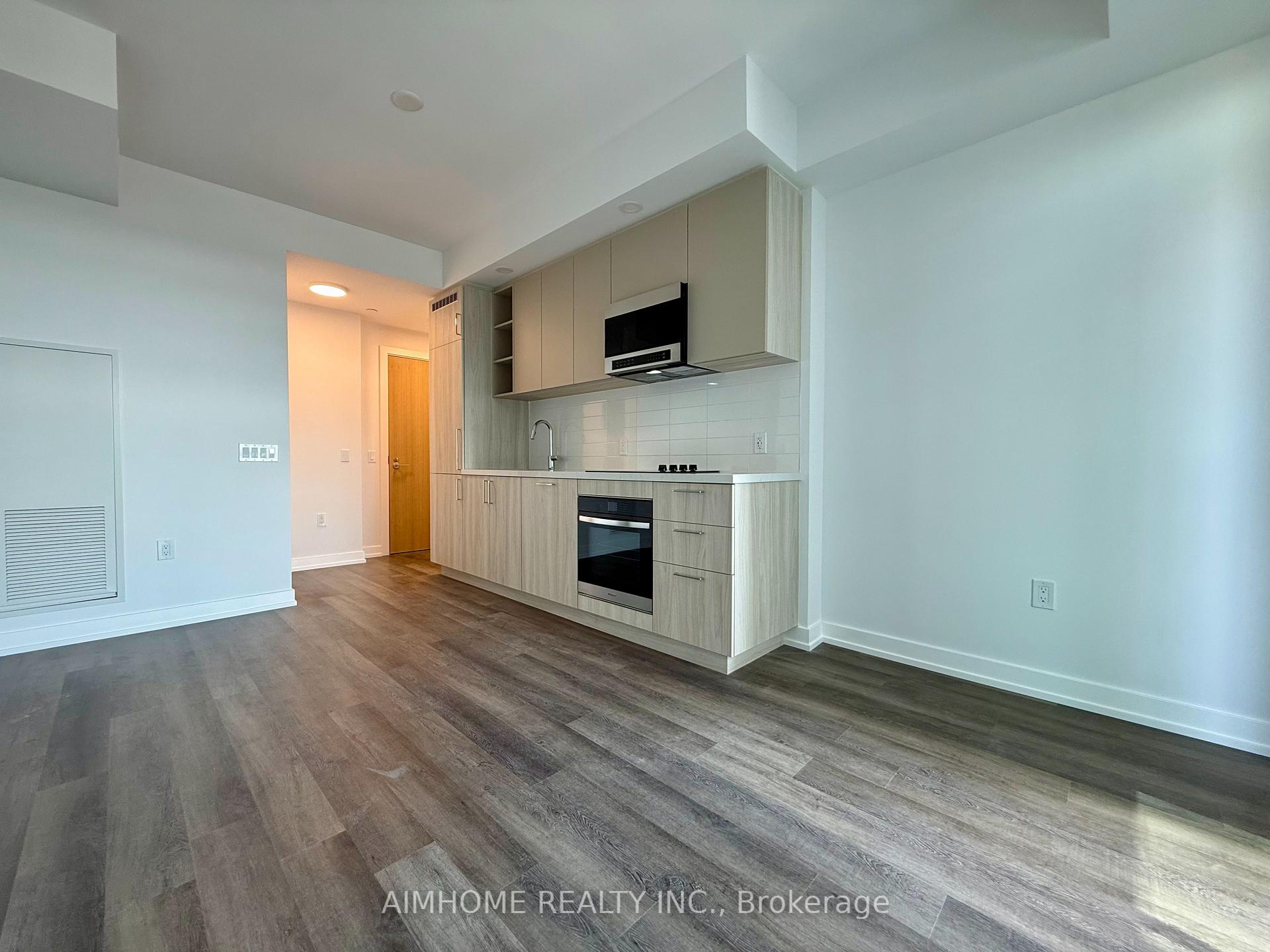 Photo 2 of Unit 1106, 5 Meadowdale Road, Vaughan, Concord — HOMEH