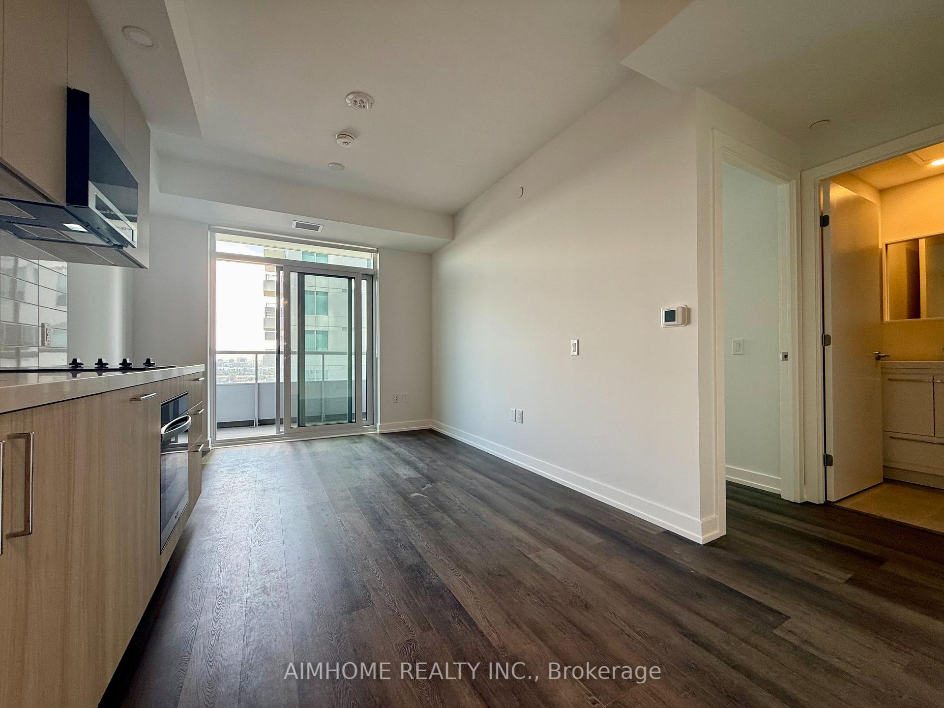 Photo 3 of Unit 1106, 5 Meadowdale Road, Vaughan, Concord — HOMEH