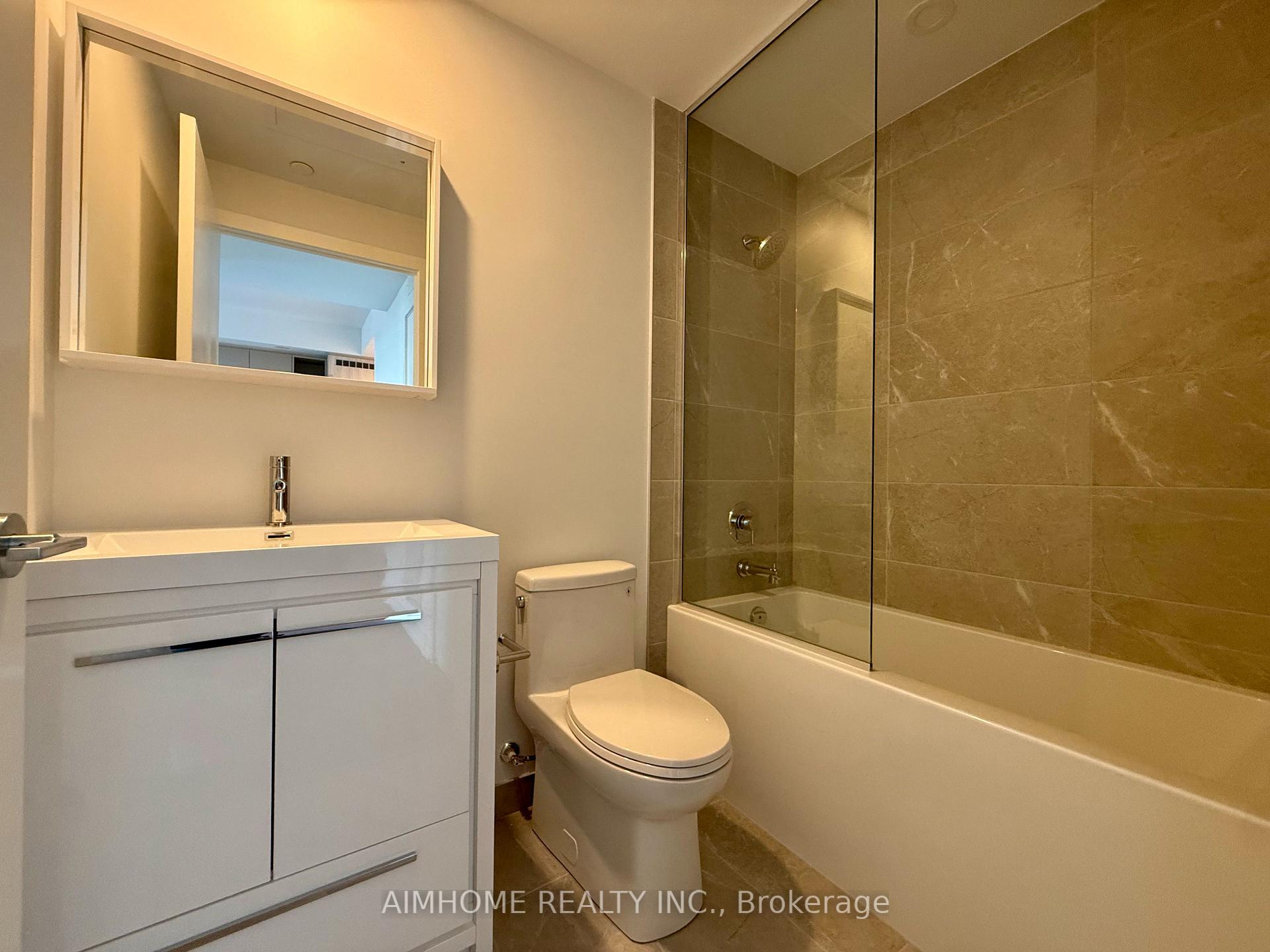 Photo 6 of Unit 1106, 5 Meadowdale Road, Vaughan, Concord — HOMEH