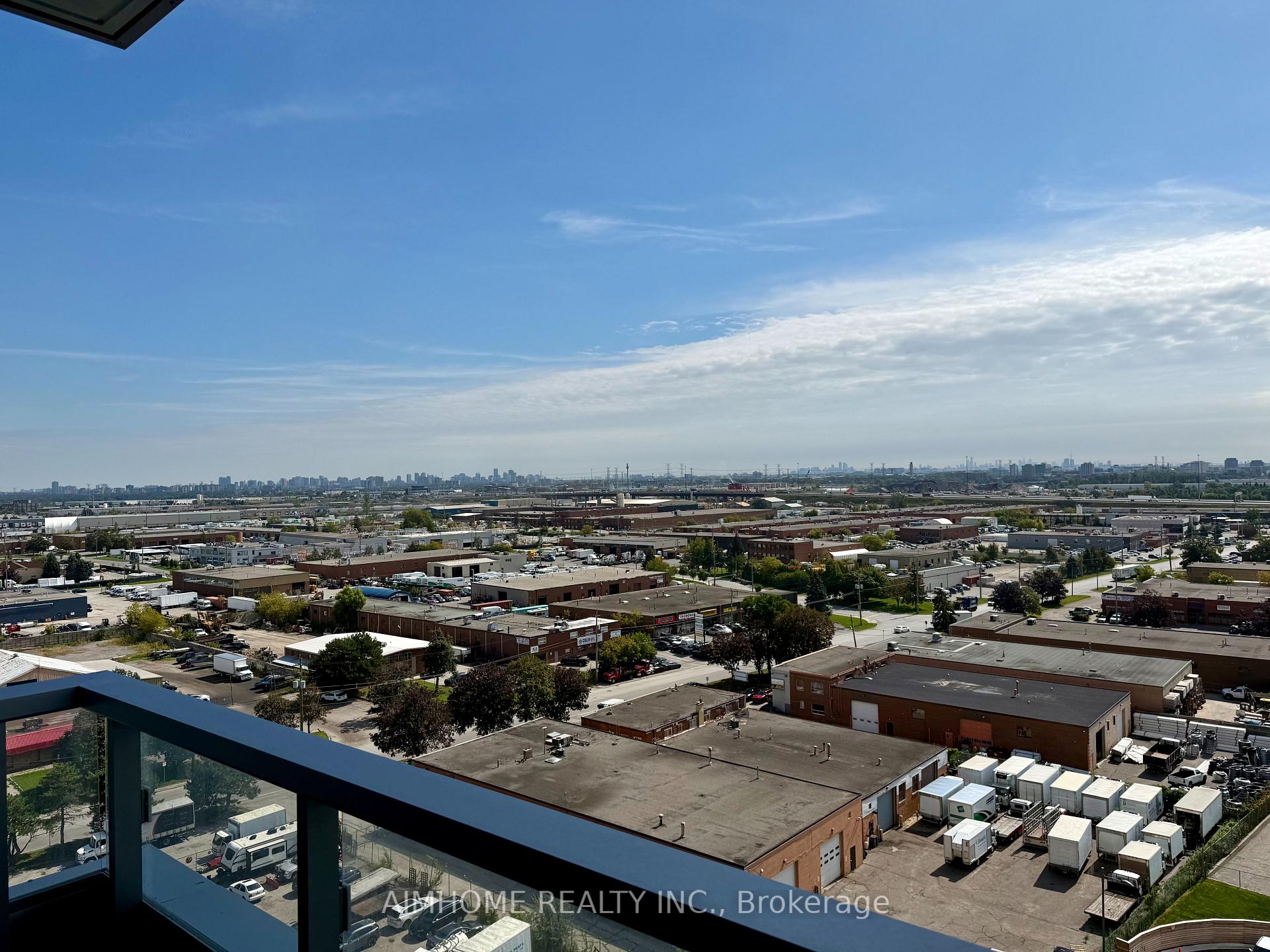 Photo 7 of Unit 1106, 5 Meadowdale Road, Vaughan, Concord — HOMEH