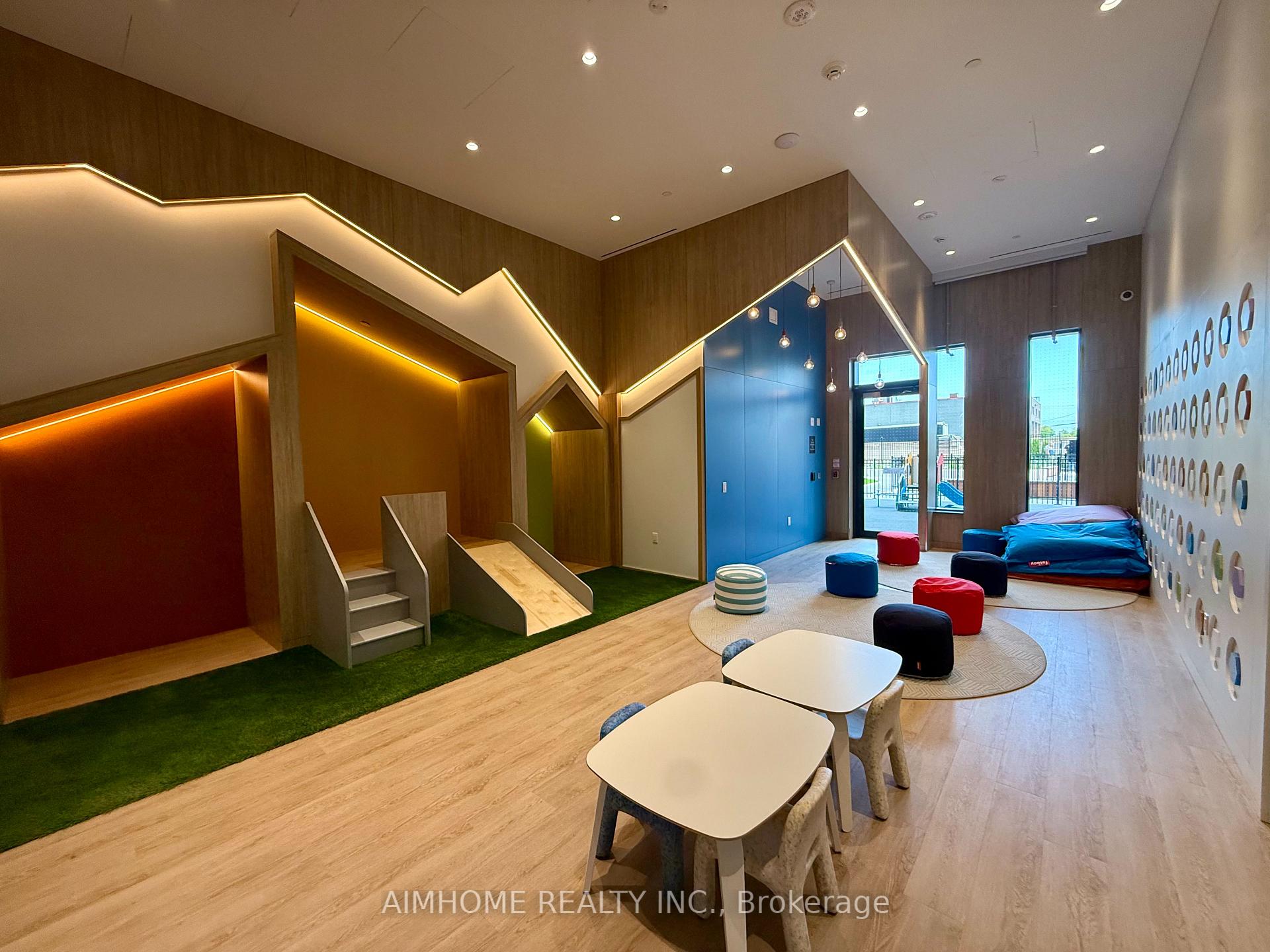 Photo 10 of Unit 1106, 5 Meadowdale Road, Vaughan, Concord — HOMEH