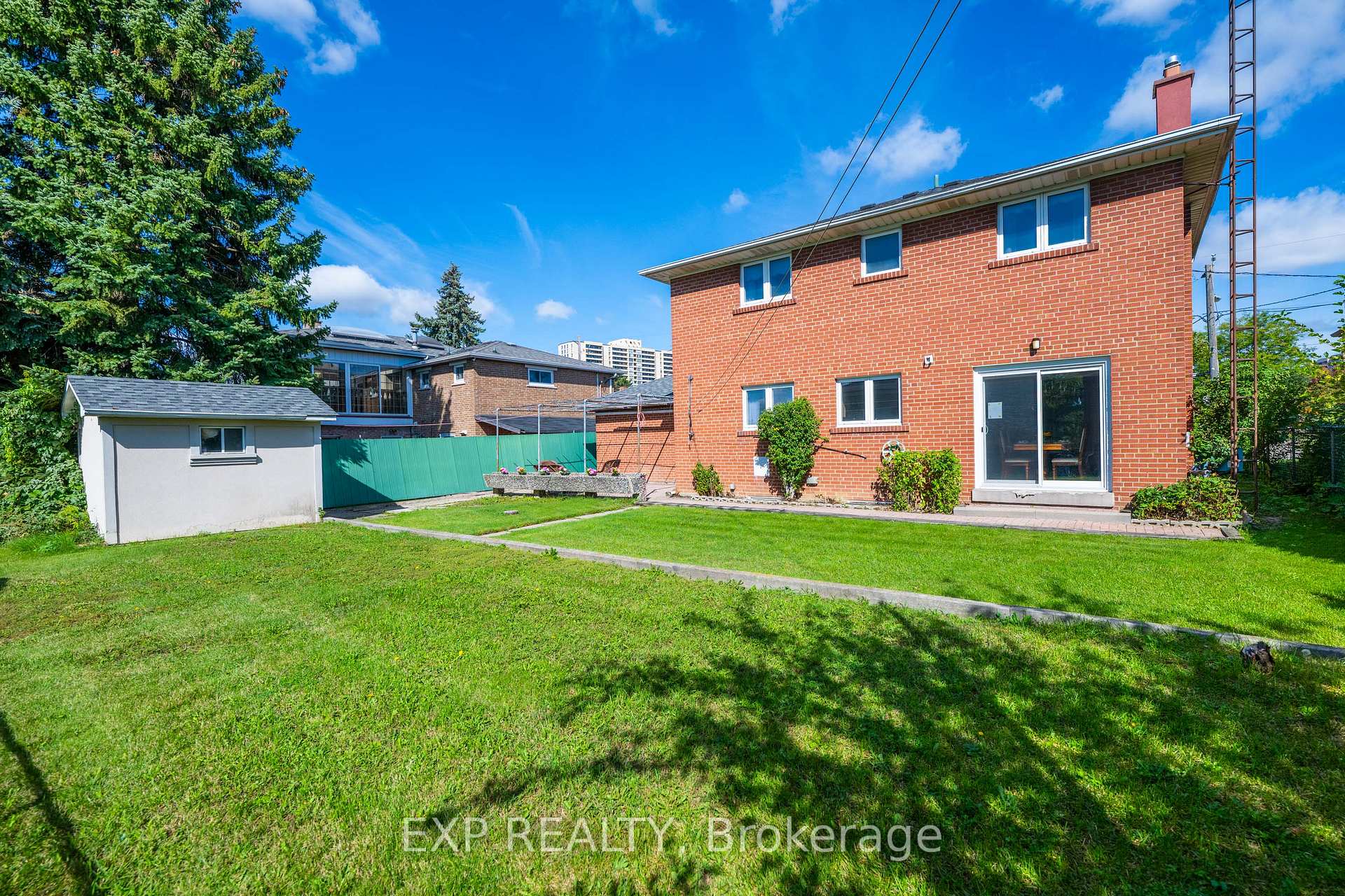 Photo 43 of 182 Derrydown Road, North York, York University Heights — HOMEH