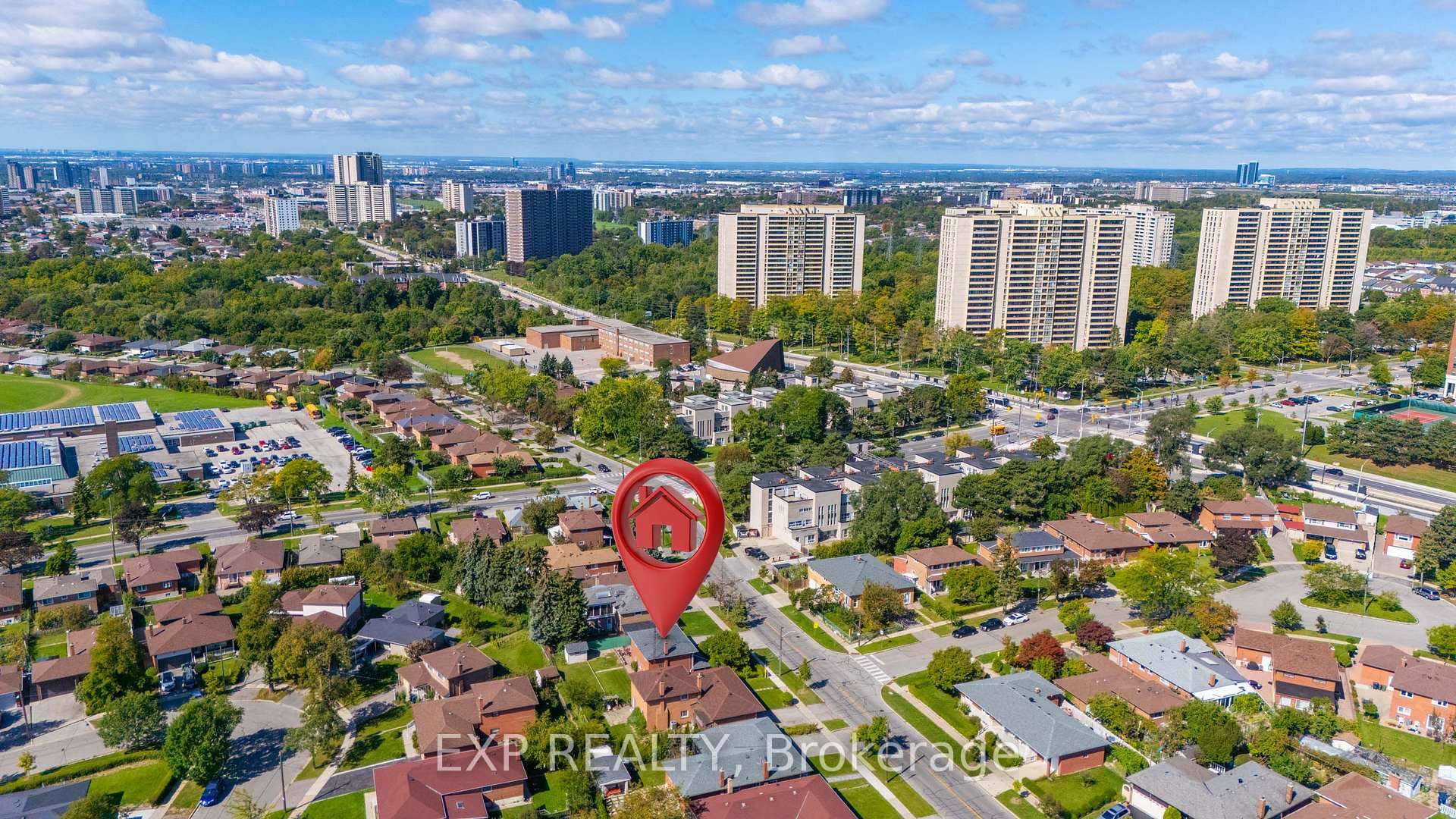 Photo 51 of 182 Derrydown Road, North York, York University Heights — HOMEH